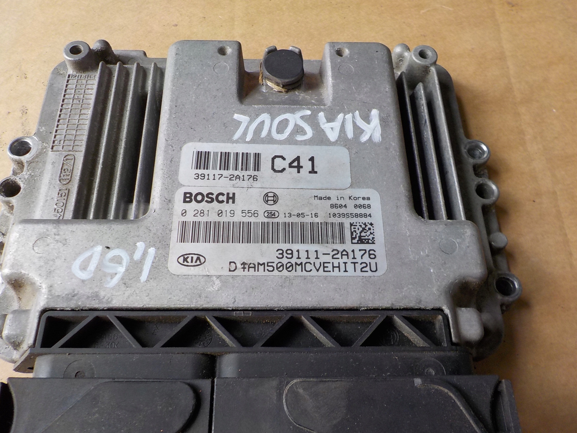 Centralina Motore kia soul e 1,6 CRDI 39111-2A176 0281019556