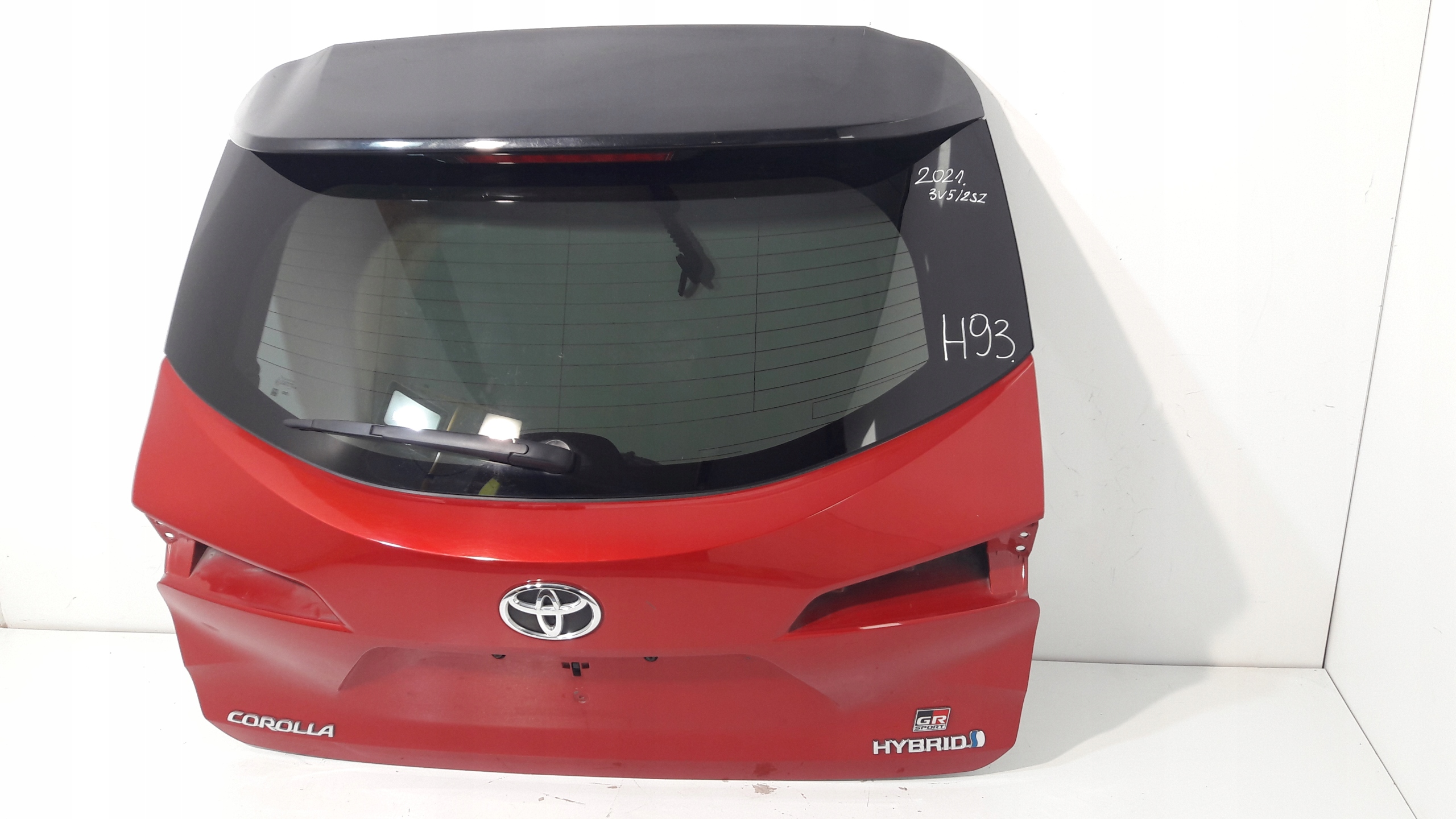 rear trunk door TOYOTA COROLLA E21 KOMBI claret red (H93)