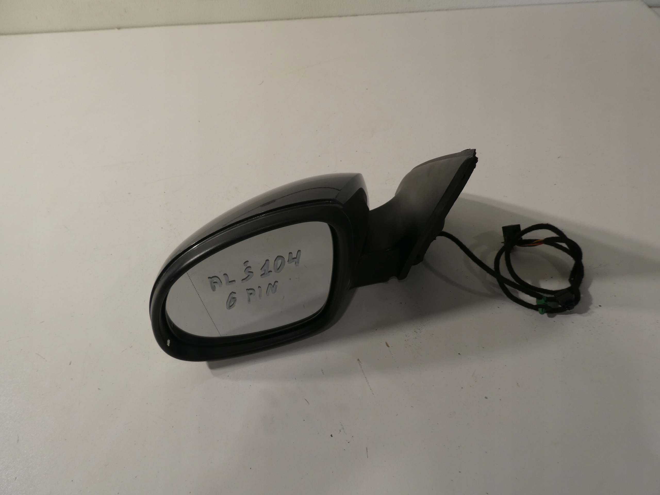 VW TIGUAN mirror left 5N0857933 6 PIN
