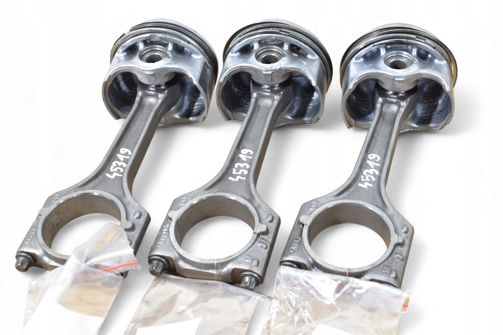 piston connecting rod 0822363 AUDI A4 B8 A3 8P 1.8 TFSI WYMIARY