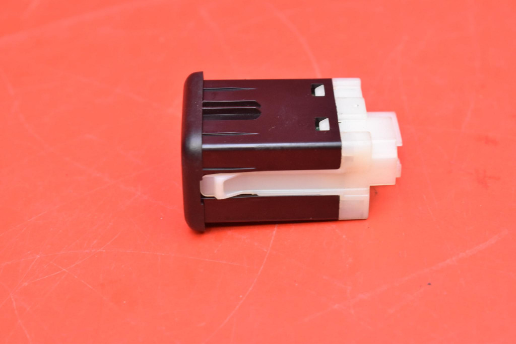adapter PORT USB AUX 13519224 OPEL AMPERA-E 17-20