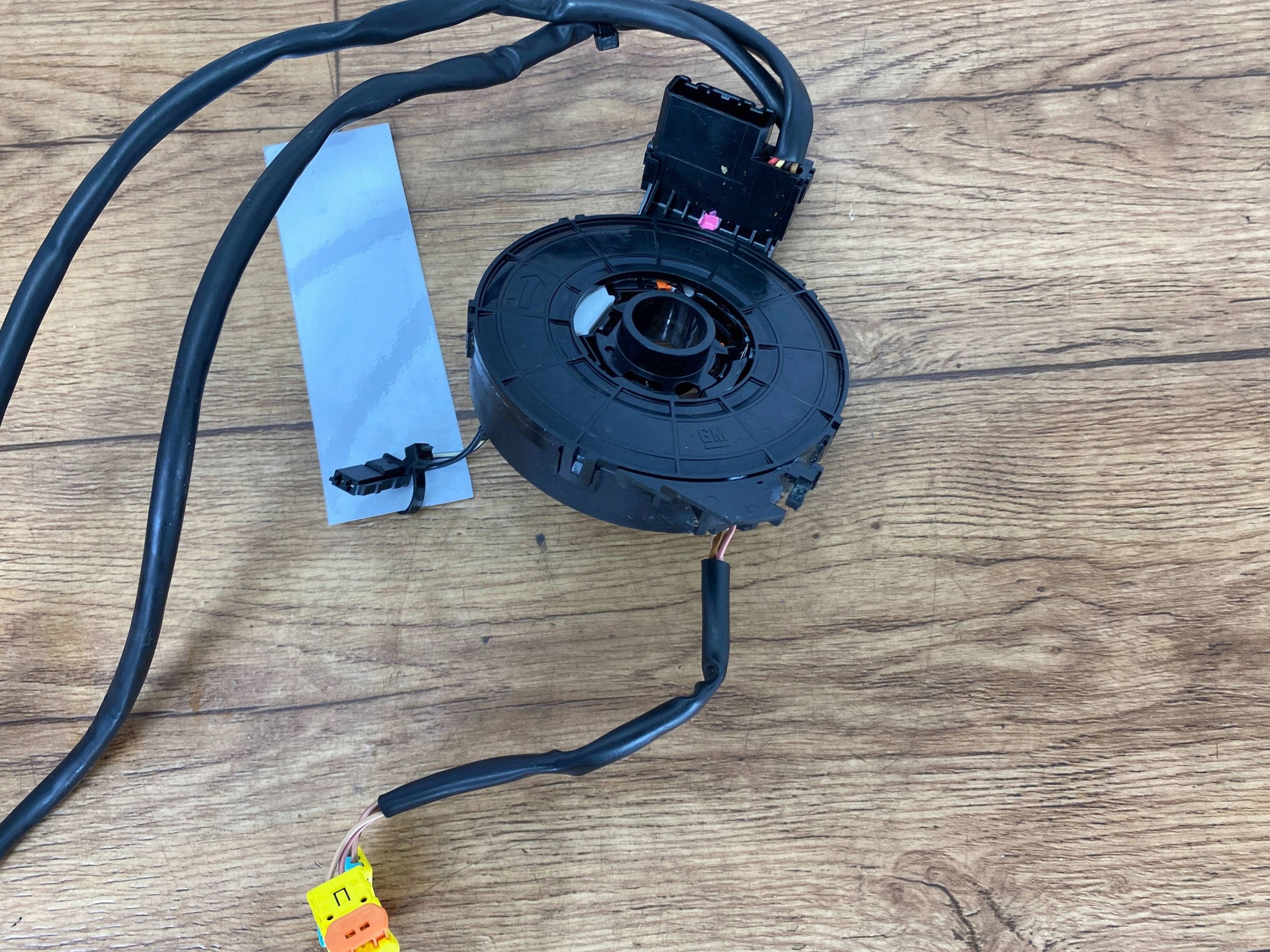 ring airbag Cadillac Escalade IV 2015+