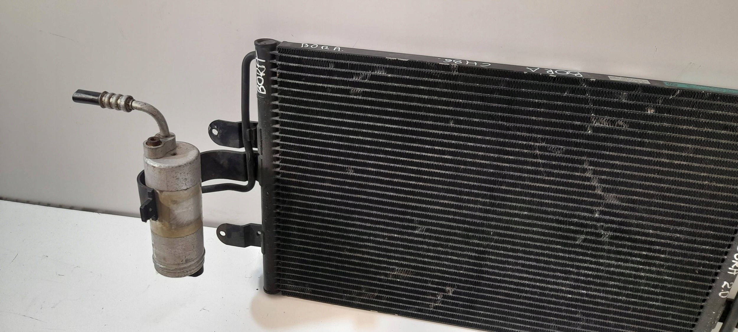 Volkswagen Bora Radiateur climatisation 1J0820411D (CH86)
