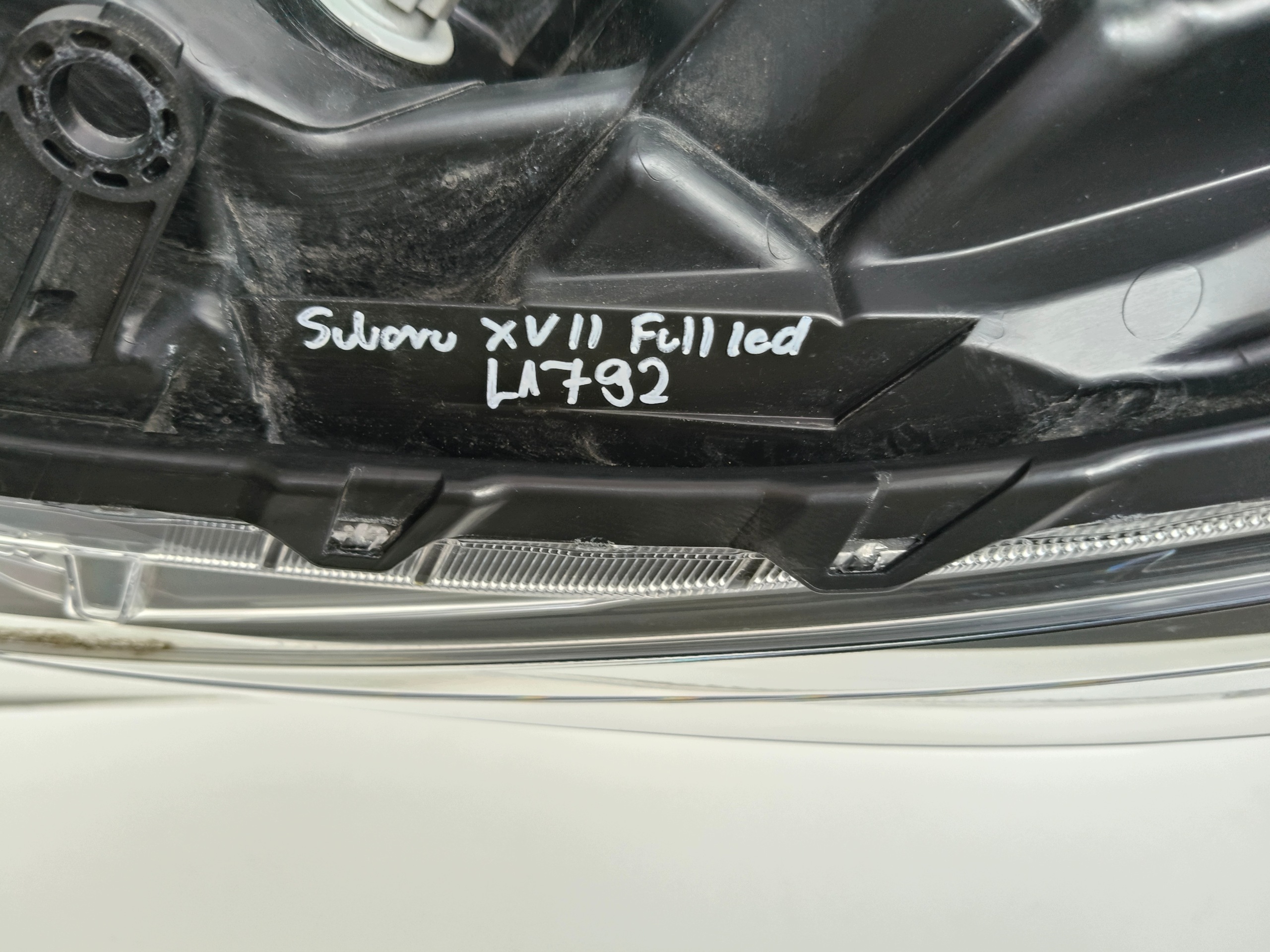 light left REFLEKTOR SUBARU XV II 20- LIFT FULL LED