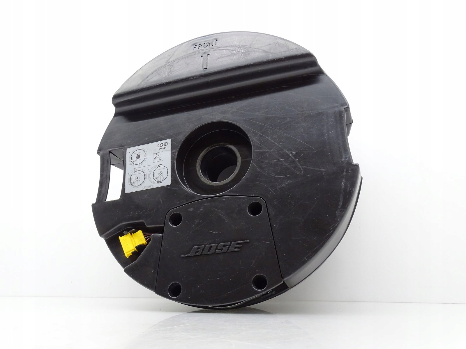 Сабвуфер BOSE AUDI Q7 4L 4L0010549