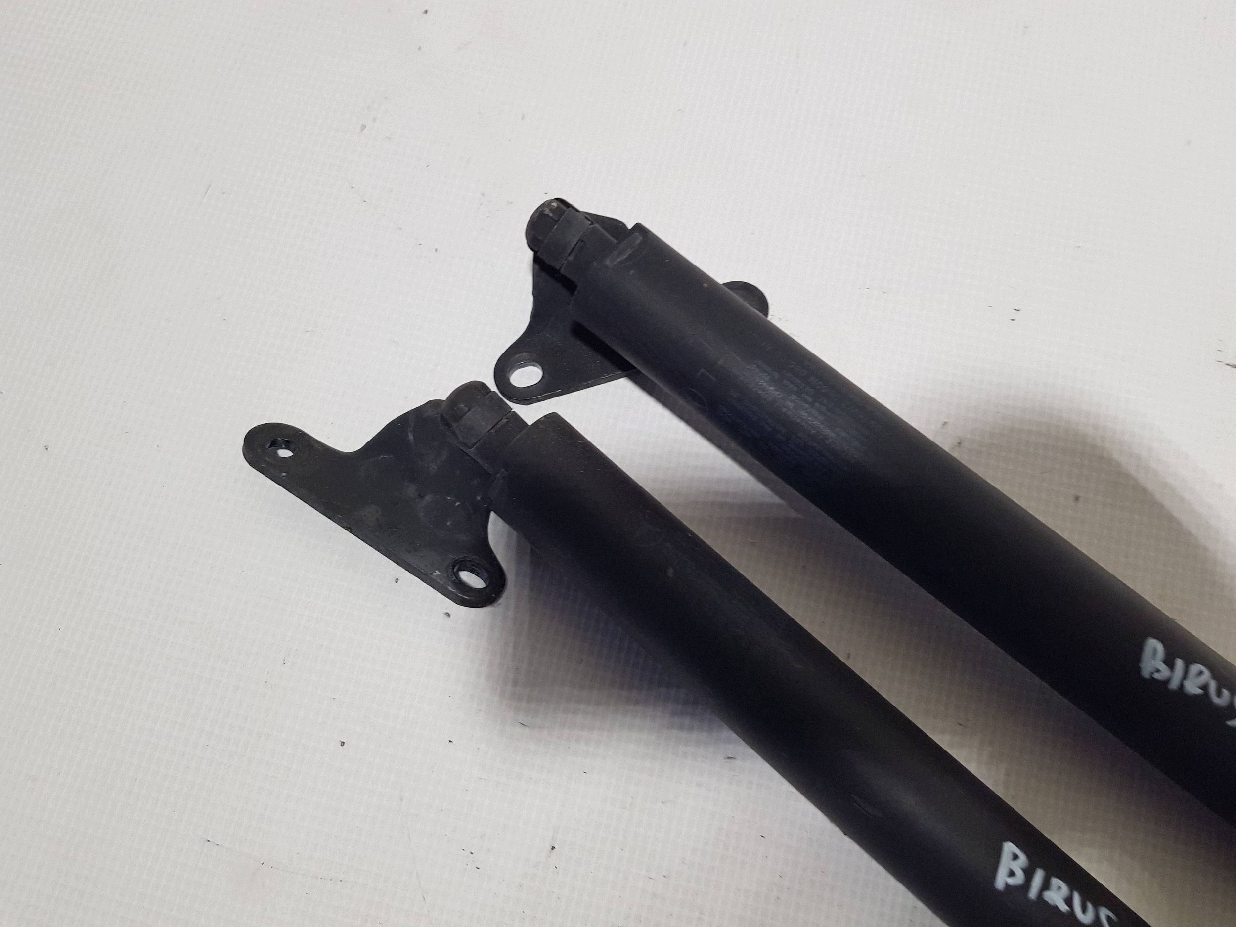 MERCEDES GL X164 KOMPLET SILOWNIKI damper bonnet boot