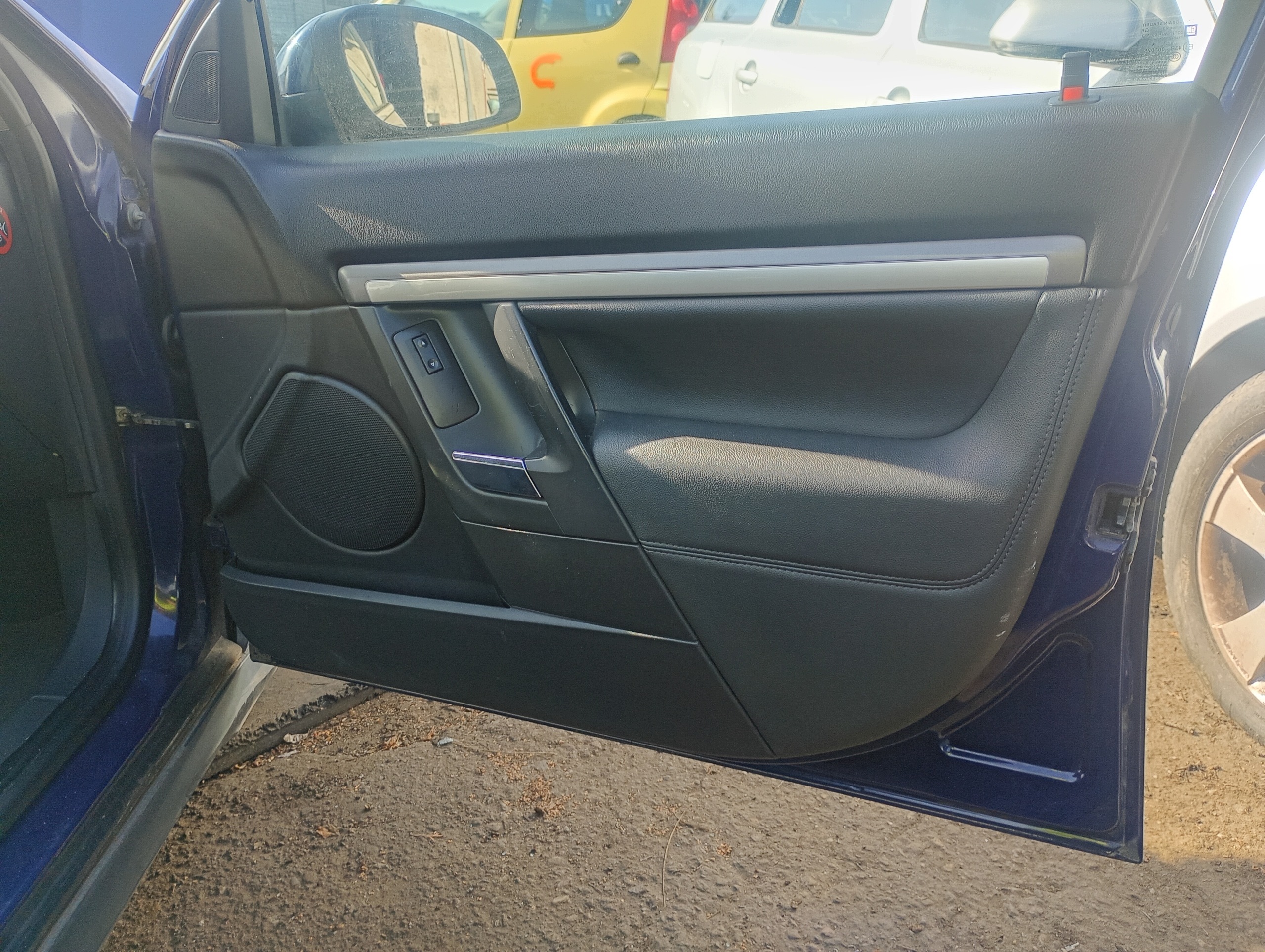 upholstery right side right front Opel Vectra C FL 04-08