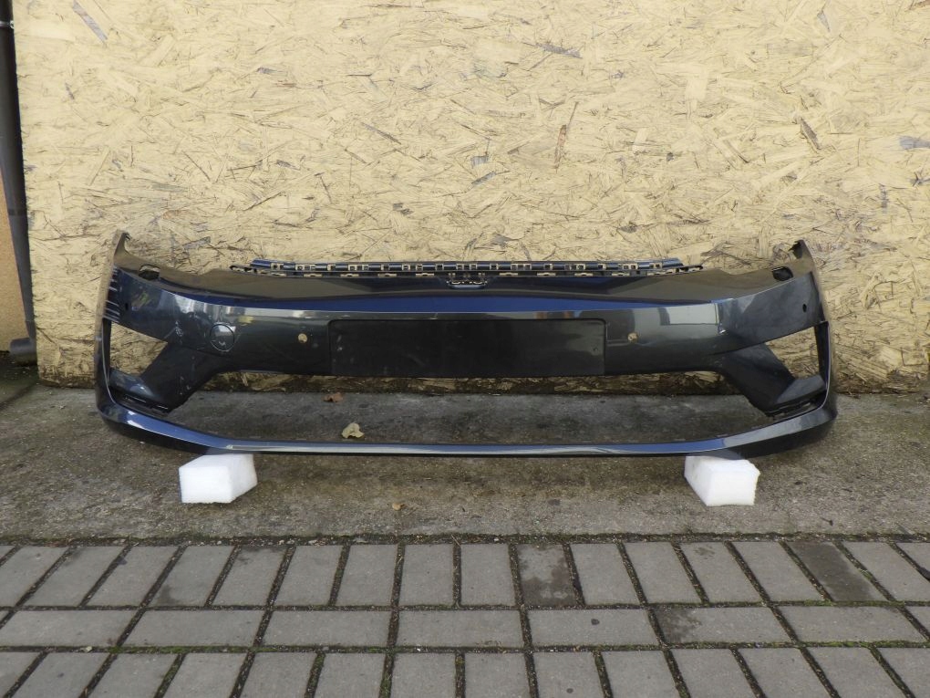 VW GOLF VII SPORTSVAN 510 front bumper