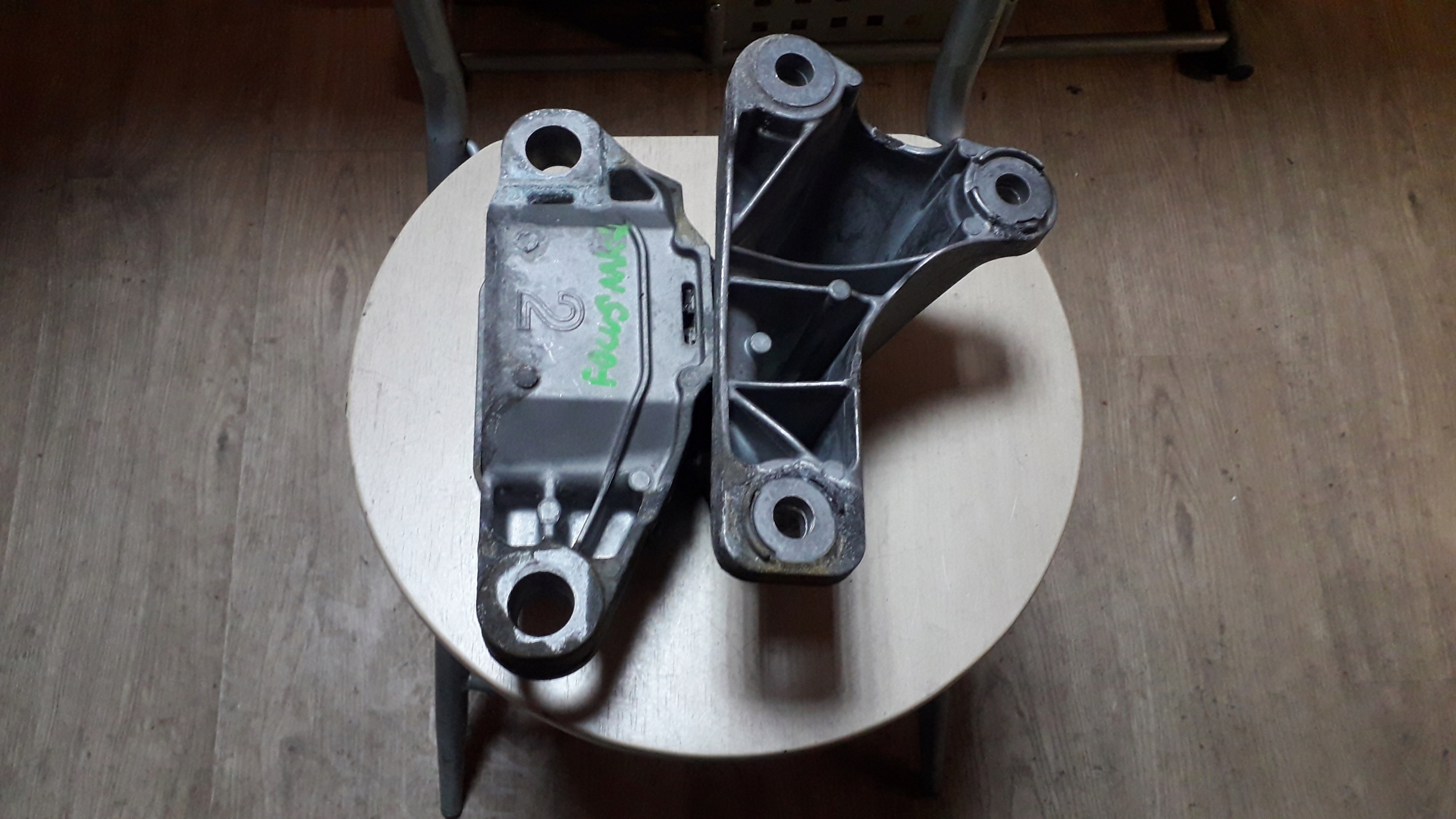 JX61-7M121-GC - FORD FOCUS MK4 1.5 TDCI ПОДУШКА ЛАПЫ ДВИГАТЕЛЯ