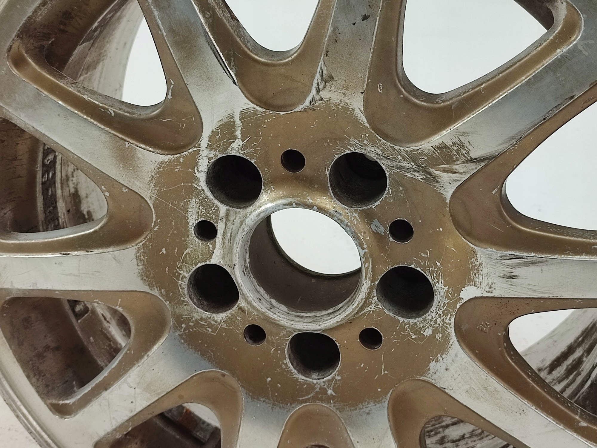 disk hliníkový BMW E38 5x120 / ET23 / 8J / 16" 1090224