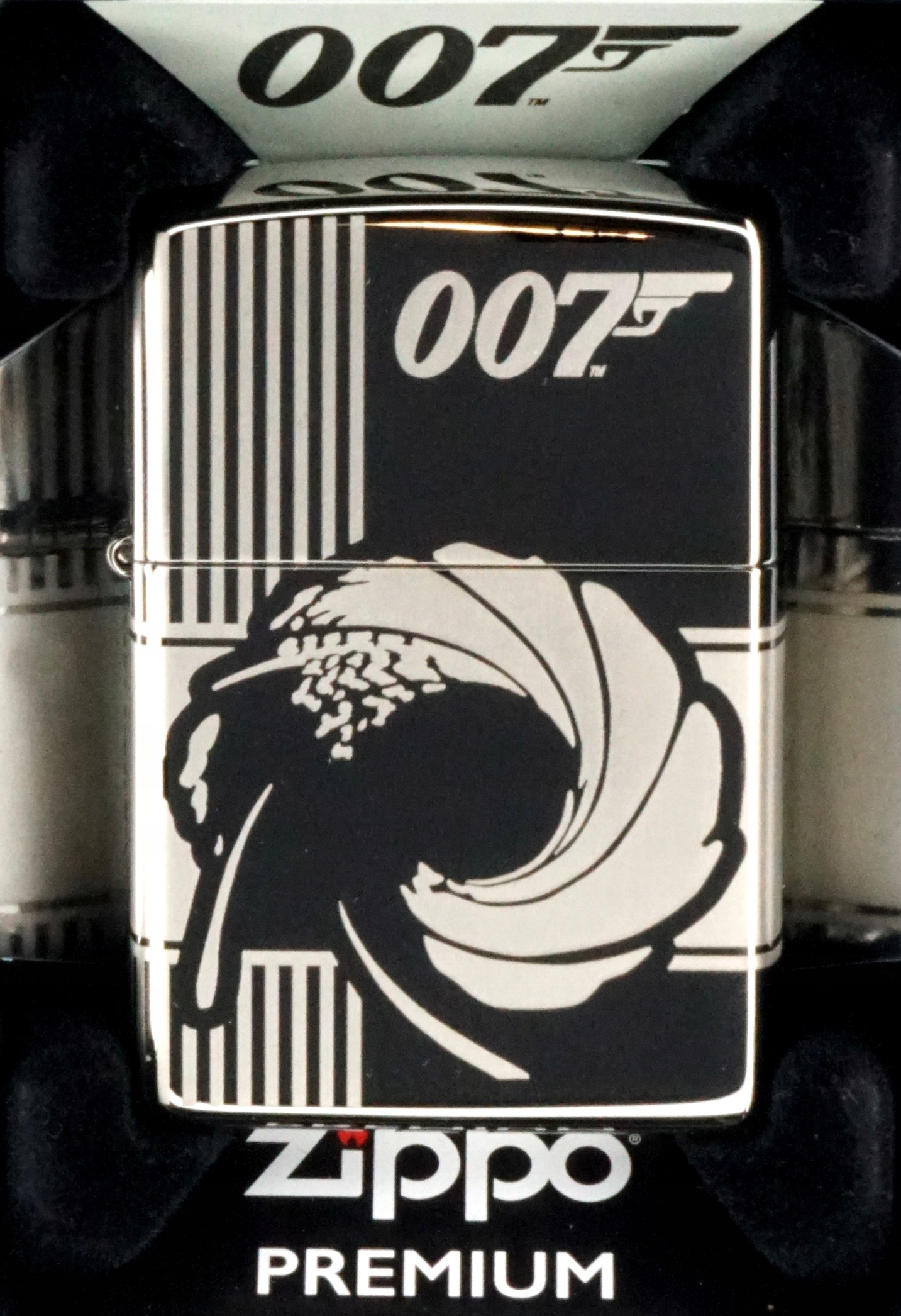 Zapalovač Zippo James Bond Black Ice 60005397 Větruodolný benzínový