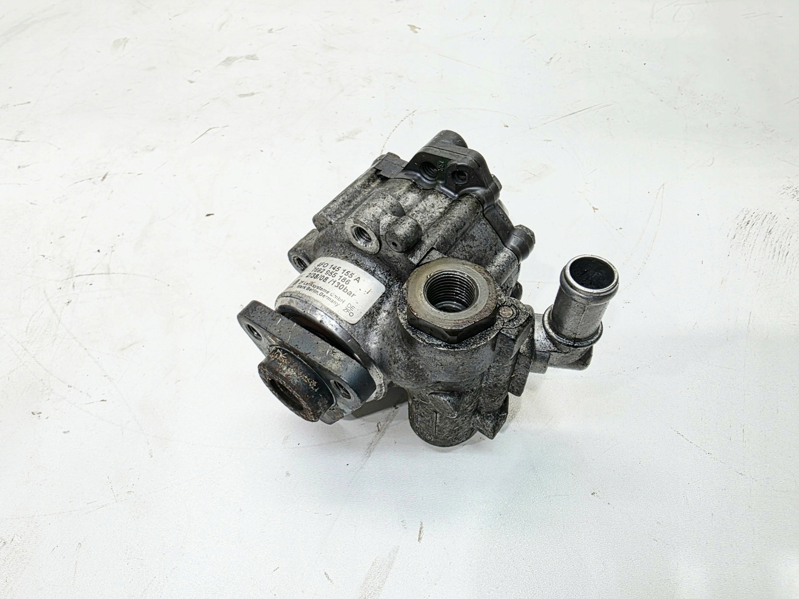 pompe direction assistée AUDI A6 C6 2.7 3.0 TDI 4F0145155A