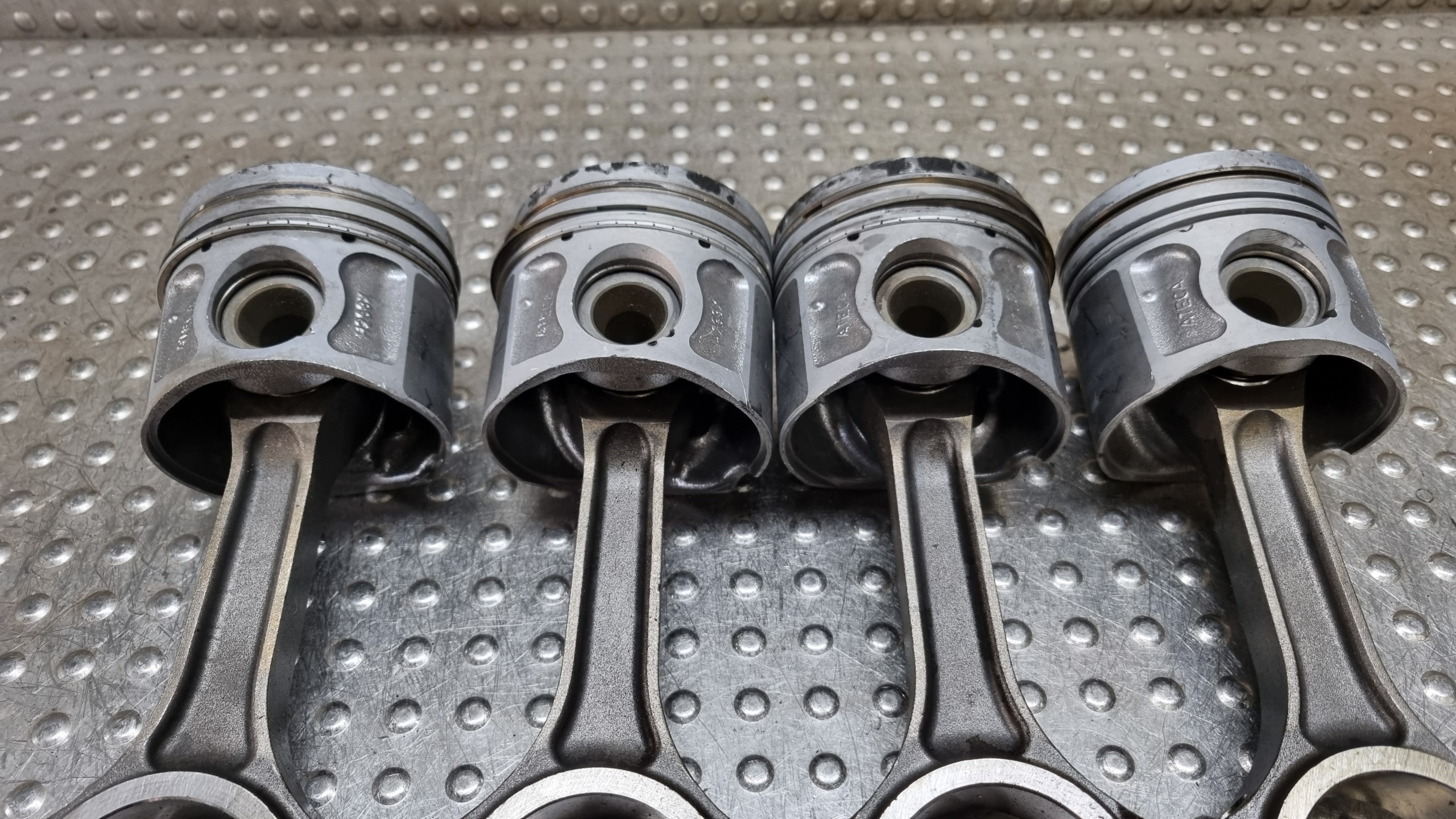 piston bielle KPL H268X FORD TRANSIT MK7 2.2 TDCI EURO5
