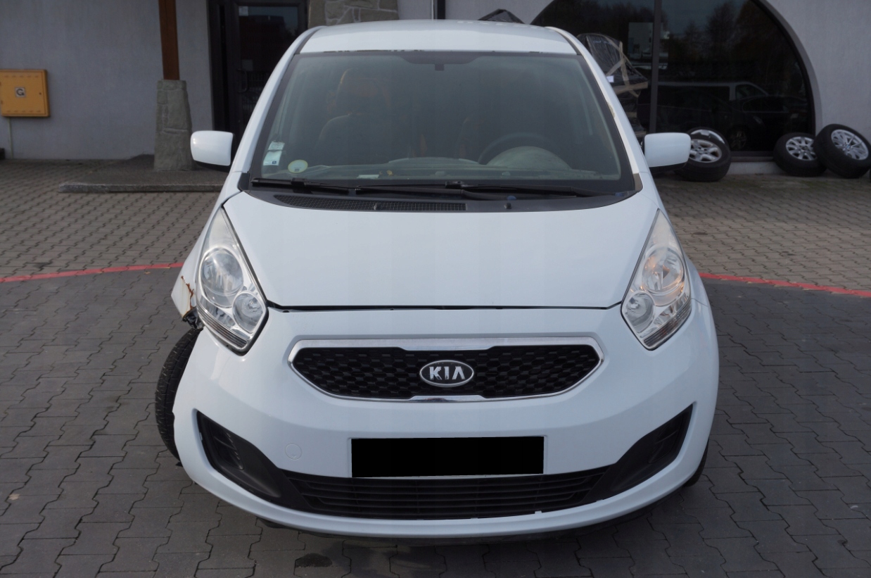 KIA VENGA YN front body quarter right