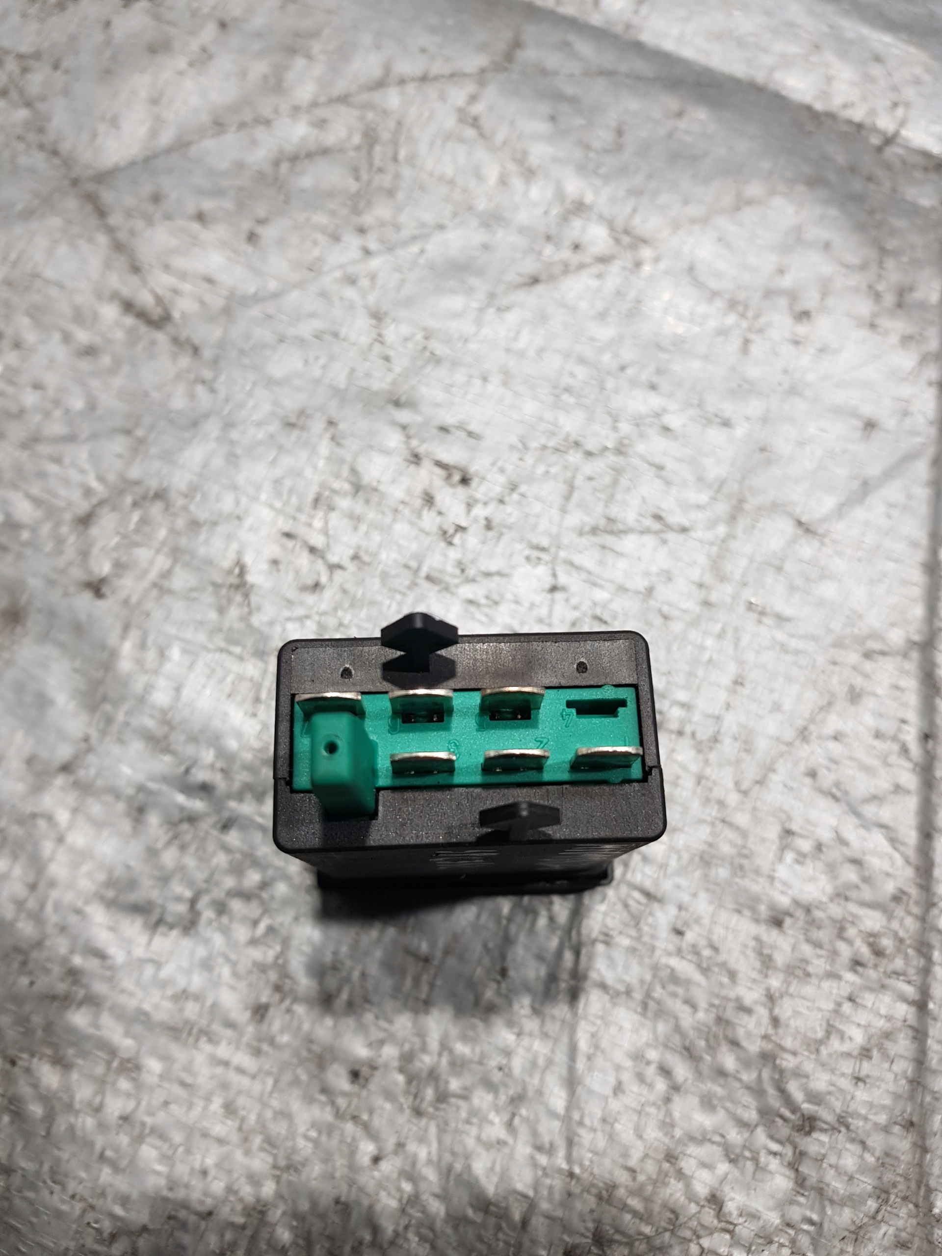 switch grzania seats VW PASSAT B5 3B0963563C