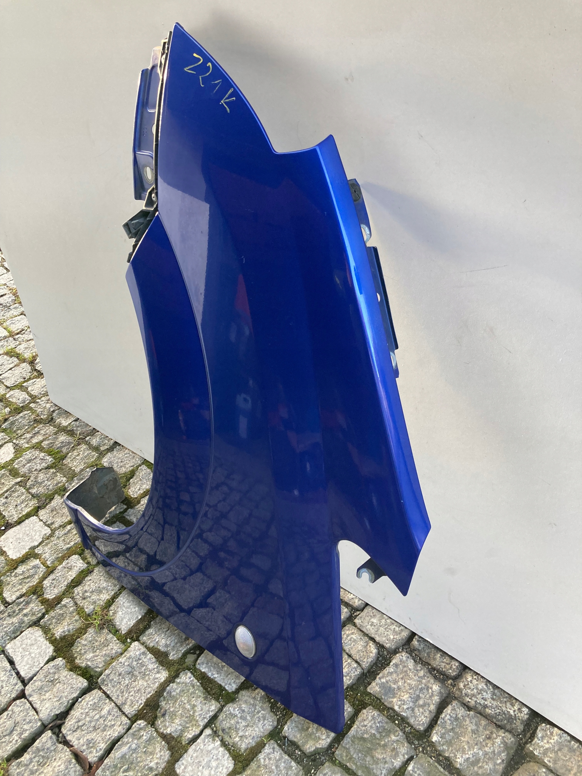 fender left front Opel MERIVA A Z21K 03-10r.