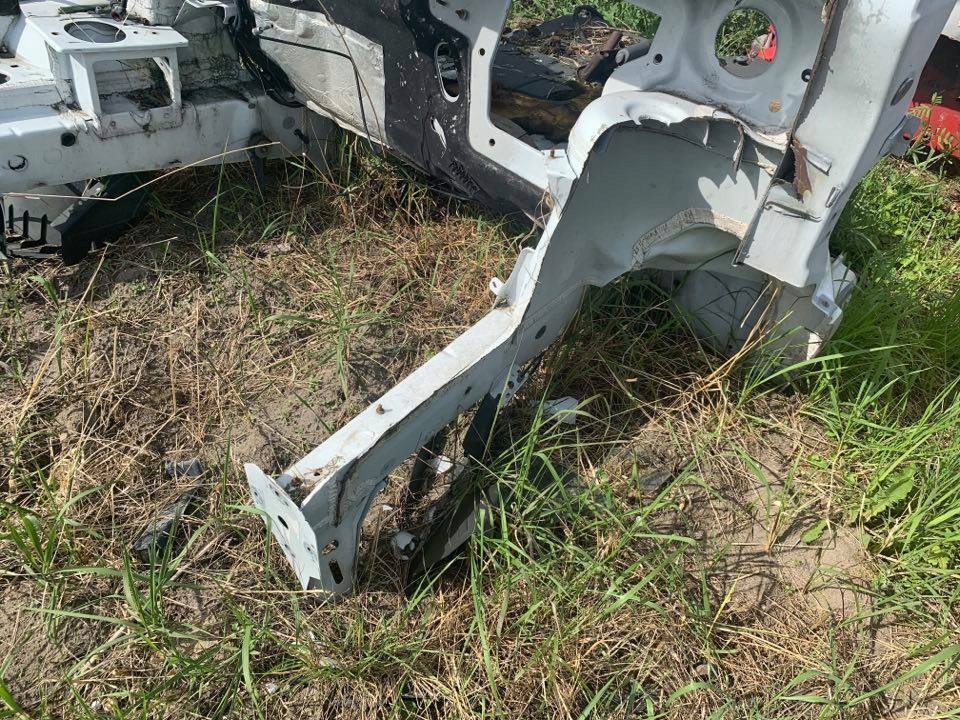 RENAULT TRAFIC II OPEL VIVARO A ЛІВА ЧЕТВЕРТИНА ЛОНЖЕРОН 2010 2011 2012