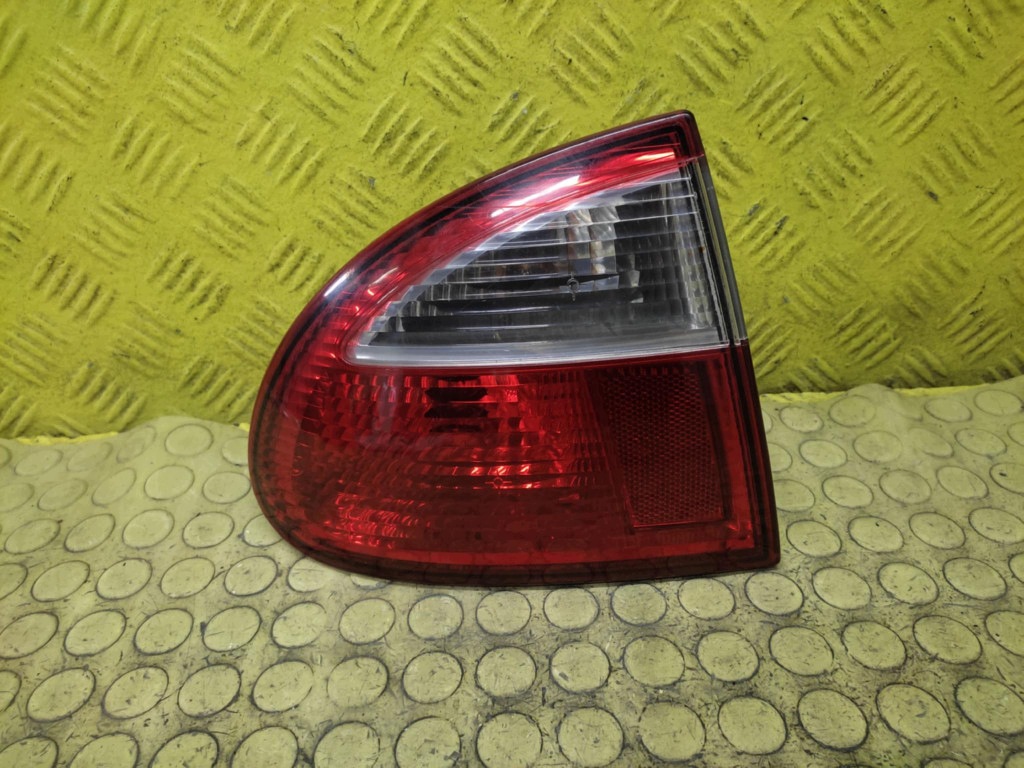 SEAT LEON und licht links heck 1M6945095