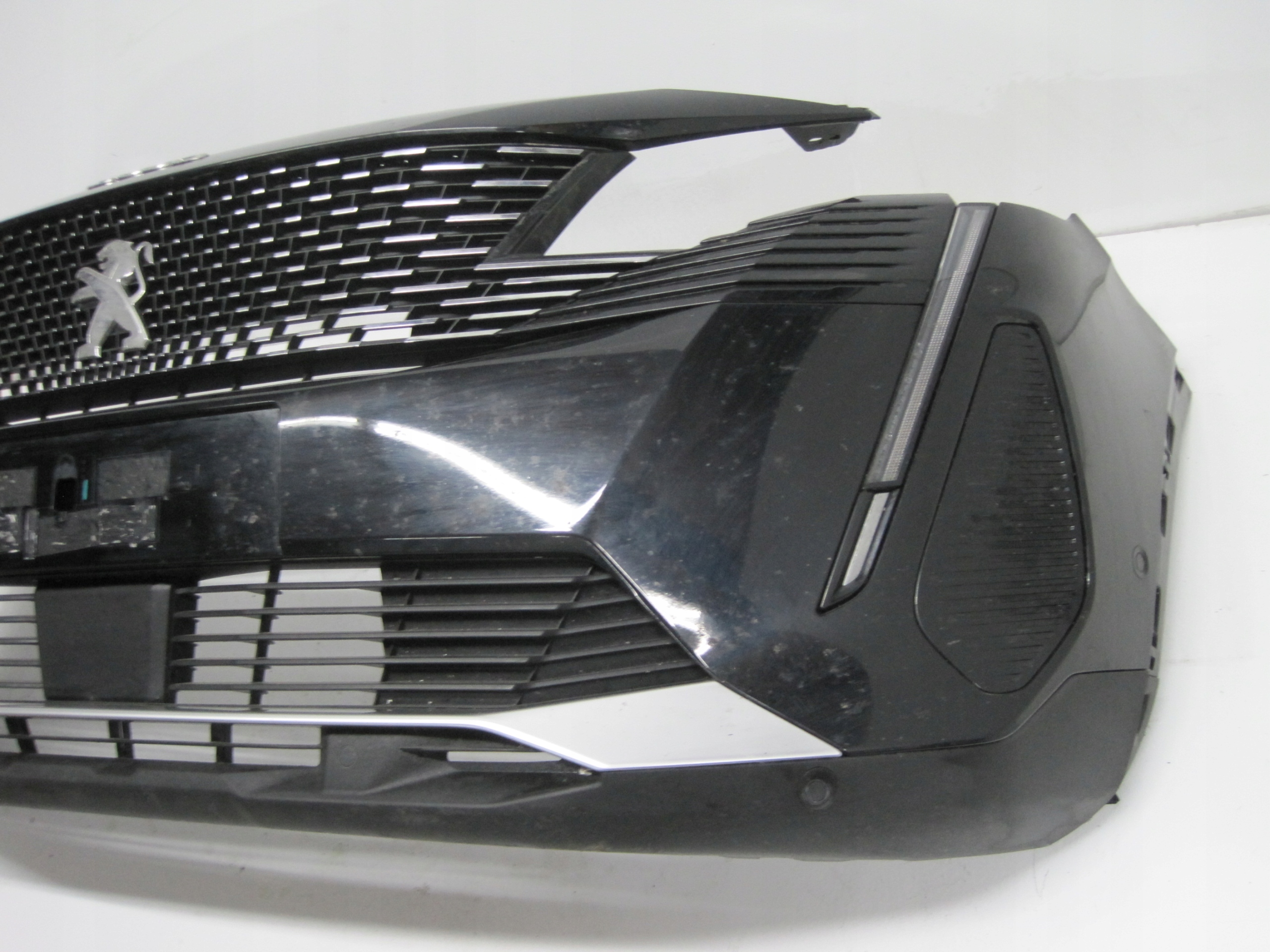 bumper front PEUGEOT 3008 GT 6 PDC 23R front