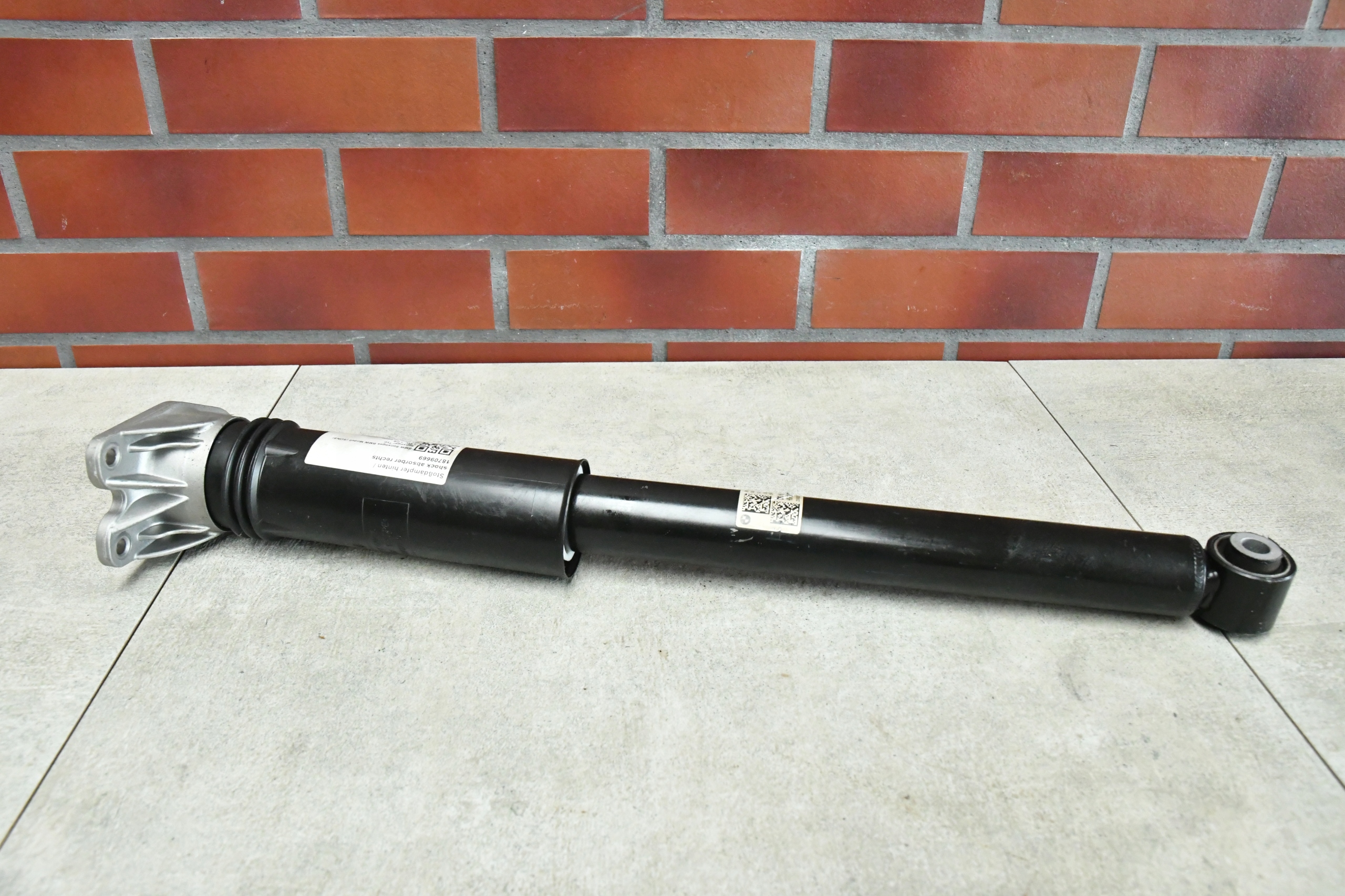 shock absorber right left rear part rear BMW X2 U10 M35iX 5A2FD90 3460km