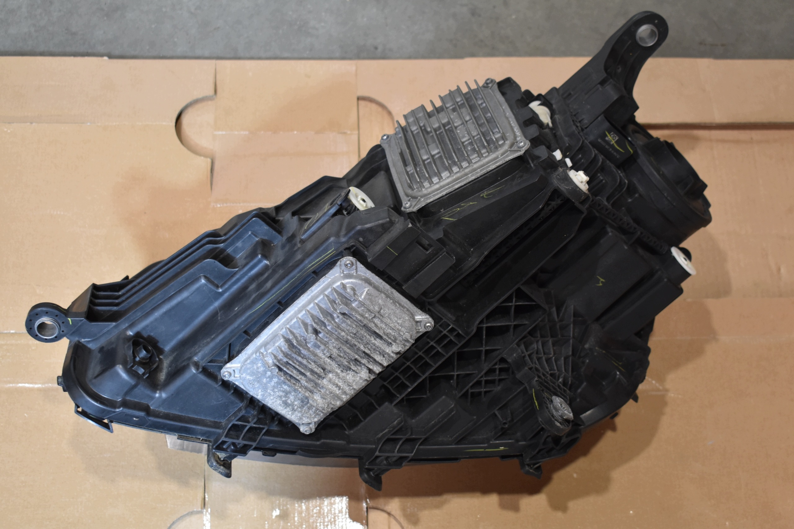 IDEALNA light front front right MULTIBEAM + MODULY MERCEDES GLS X167