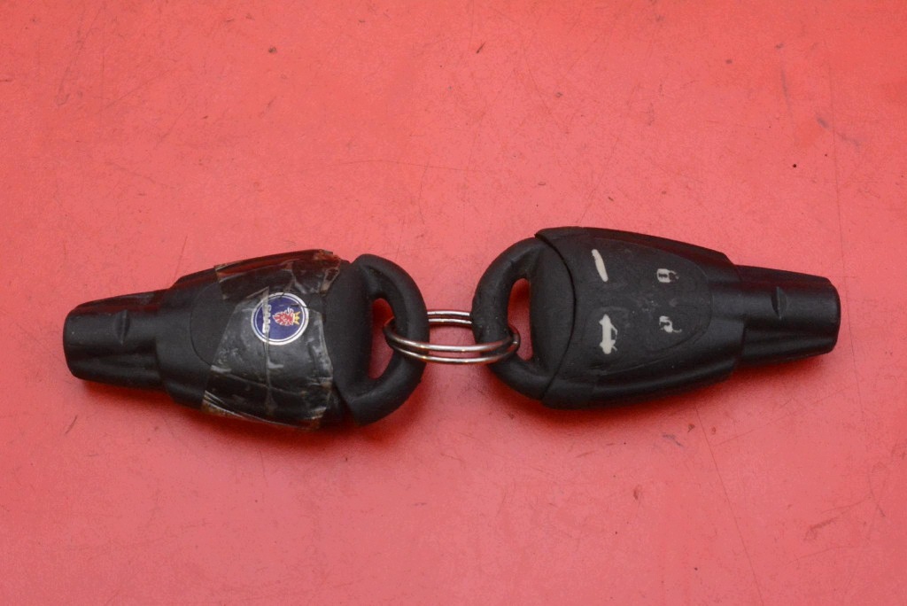 ignition key 11173900 SAAB 9-3 2 II 1.9 TiD 150 KM 02-07