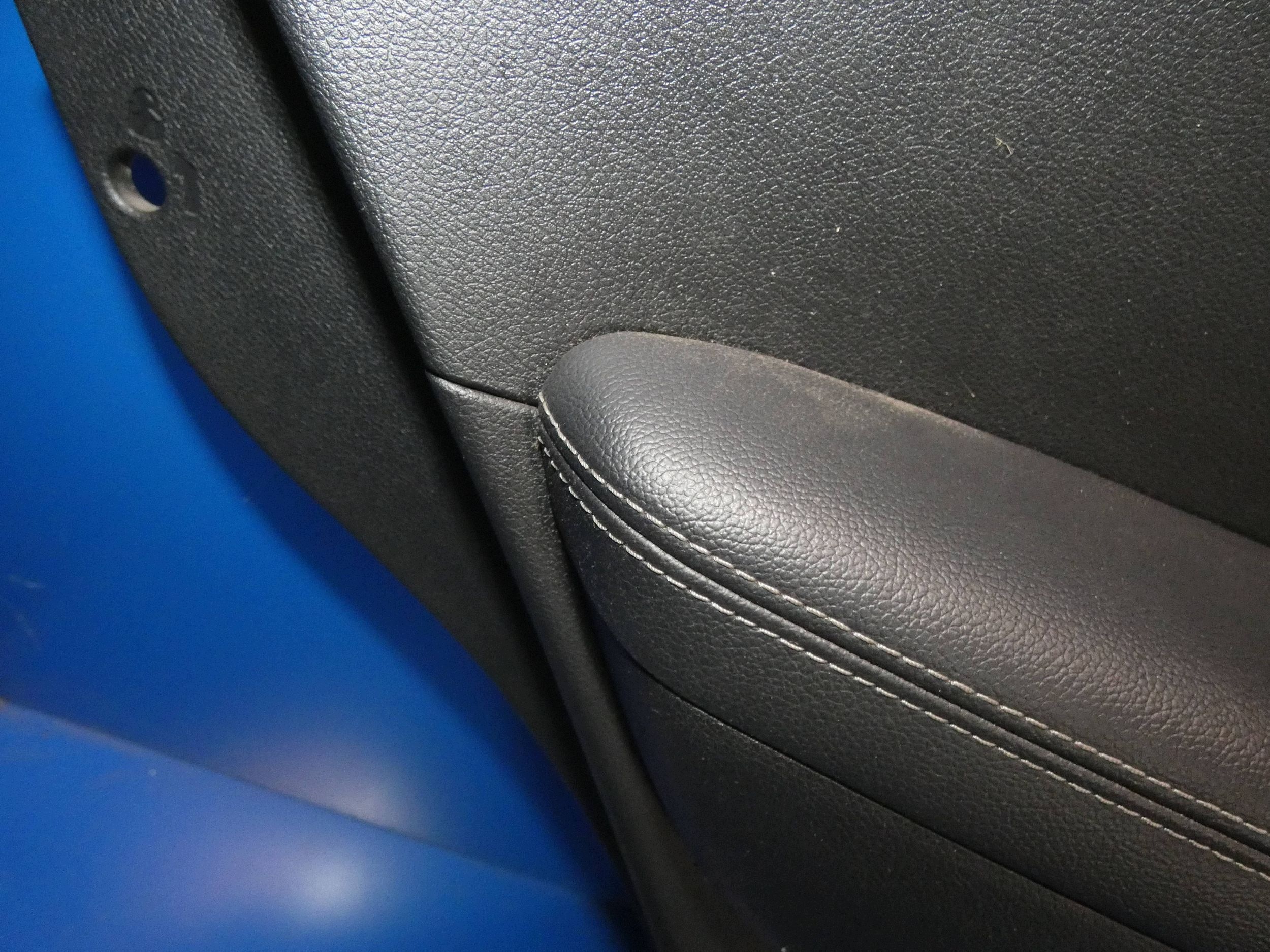 KIA SPORTAGE IV 2016- side upholstery door left left rear part