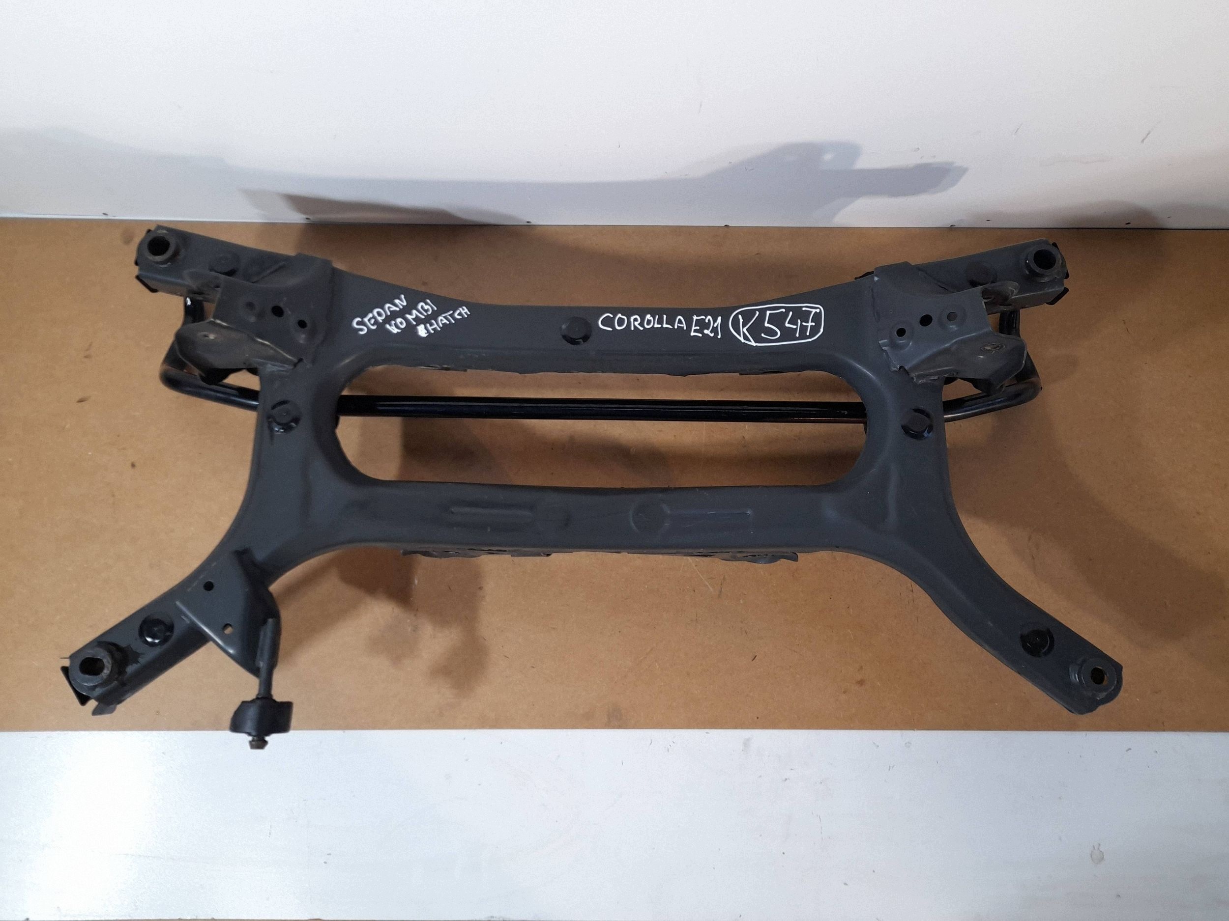 Toyota Corolla E21 axle beam rear. (K547)