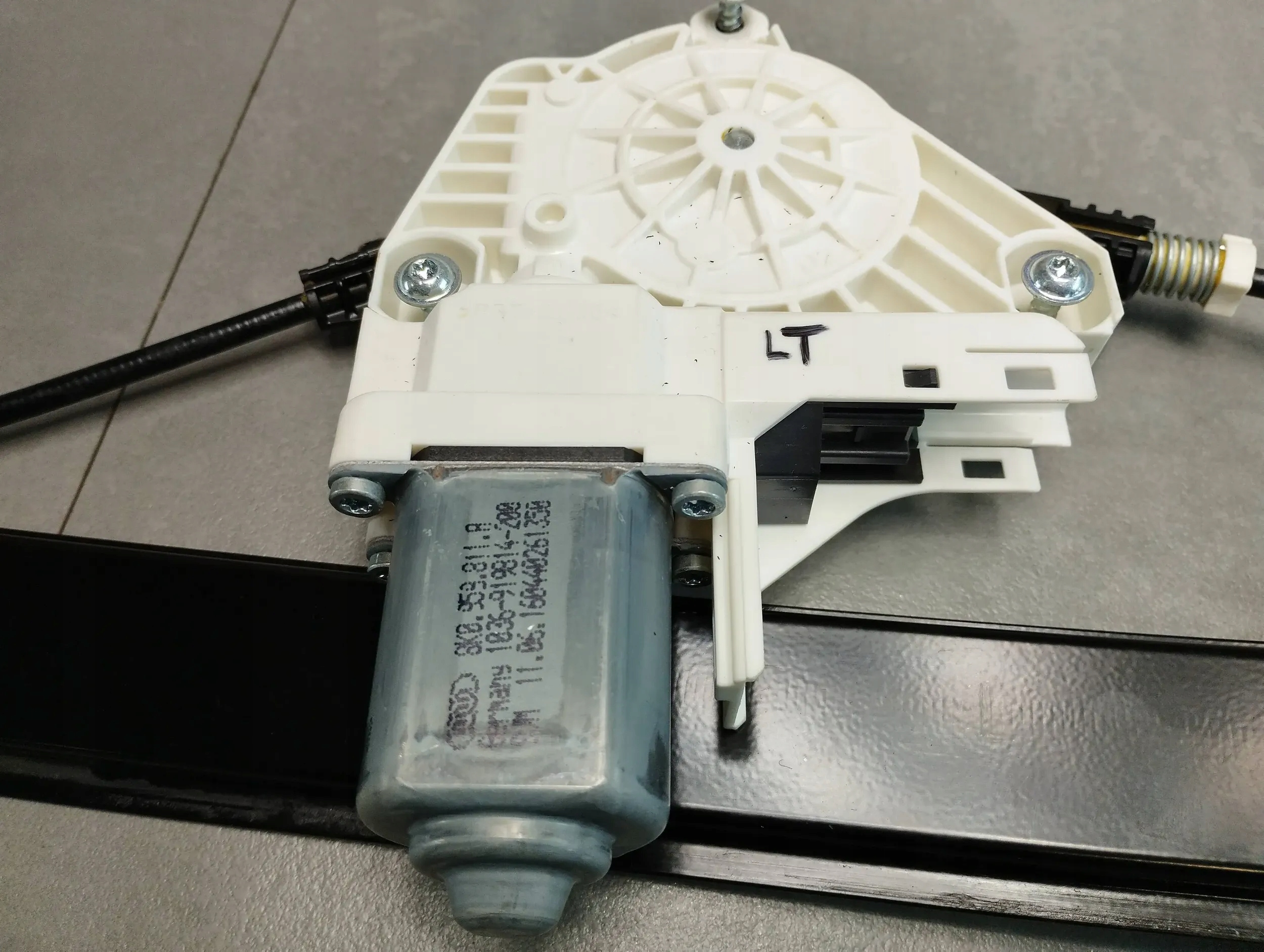 Audi A6 S6 C7 4G mechanism windows left rear part 4G0839461