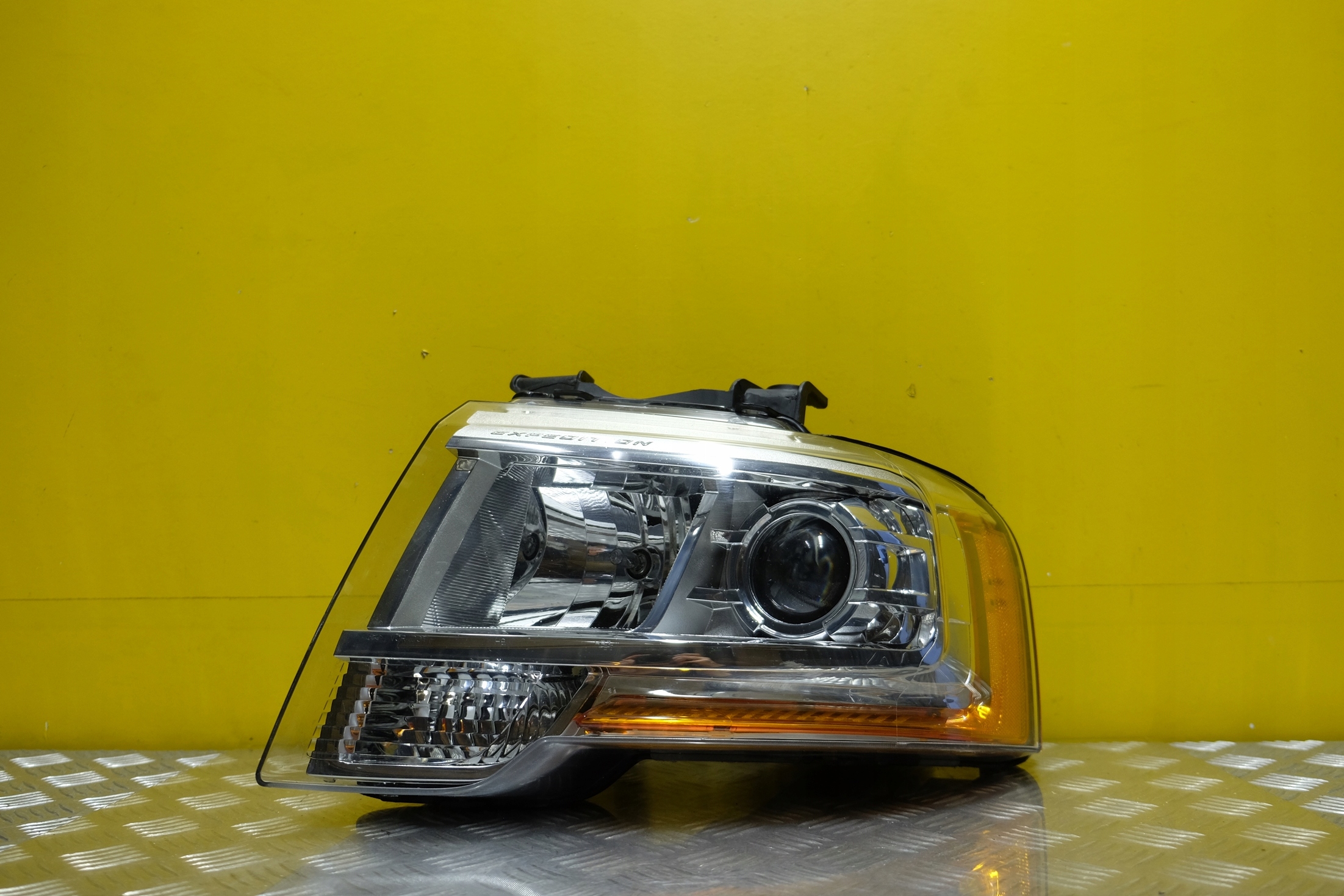 FORD ЕКСПЕДИЦІЯ 2015-2017 ФАРИ ФАРА ЛІВА USA