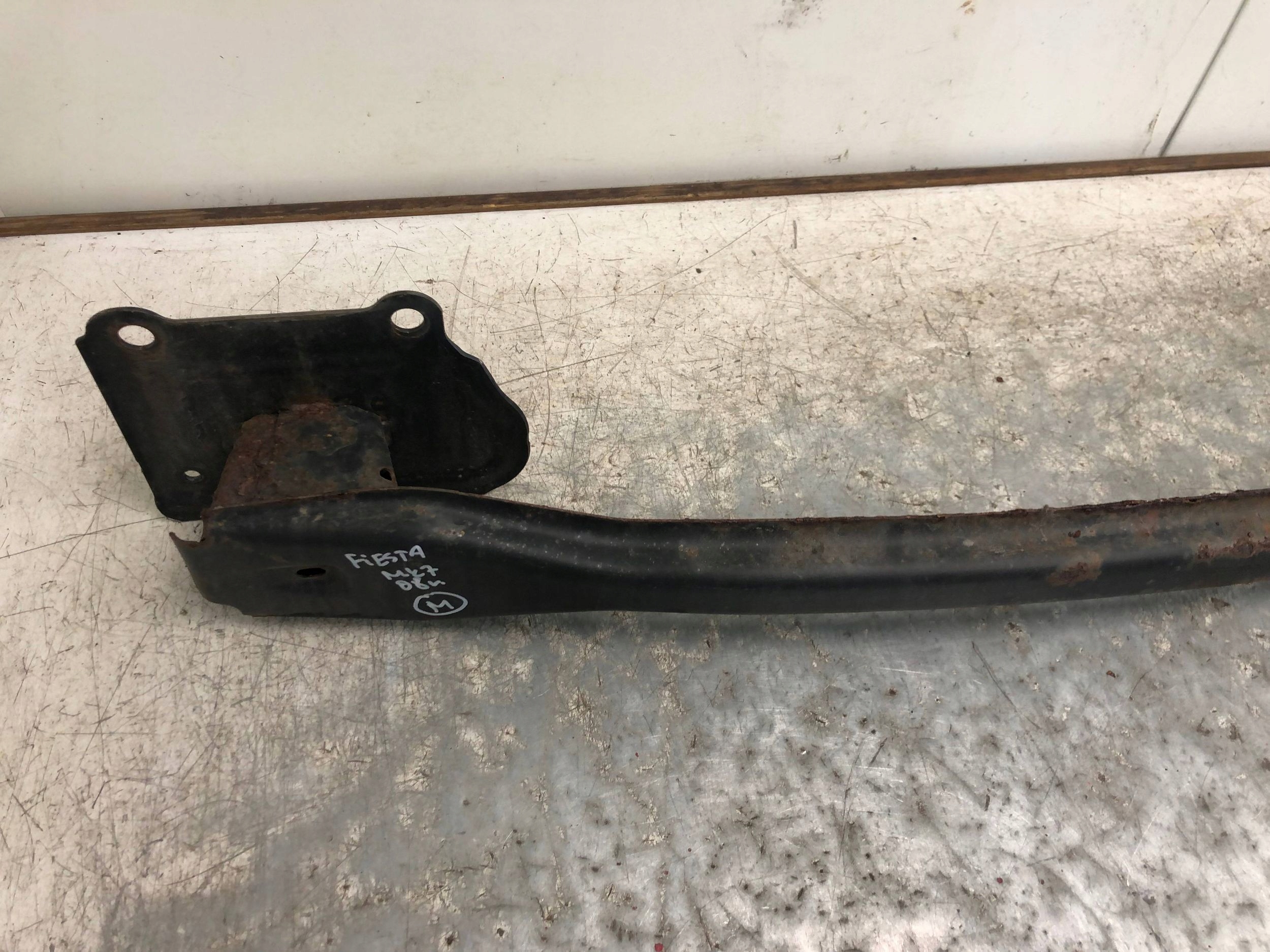 bumper support rear part FORD FIESTA MK7 8V51-17912-BE