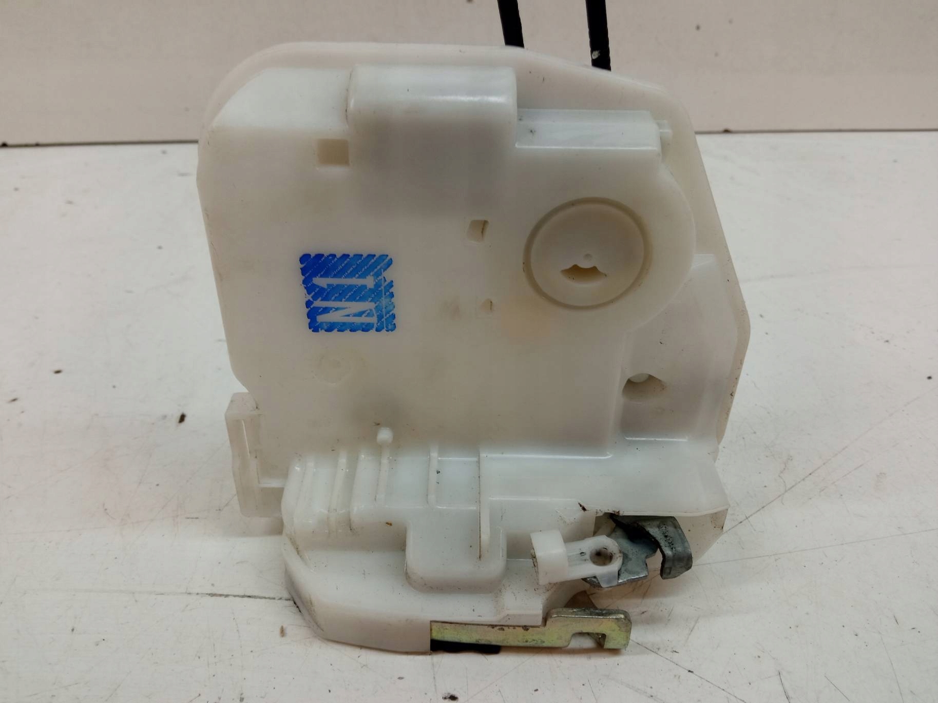 lock door right front Mitsubishi ASX and (2010- )