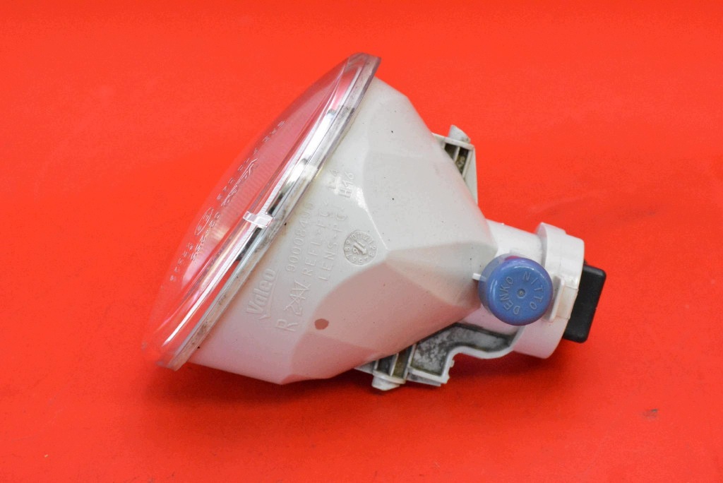 fog light right front front 90008495 TOYOTA COROLLA XI E18 13-18