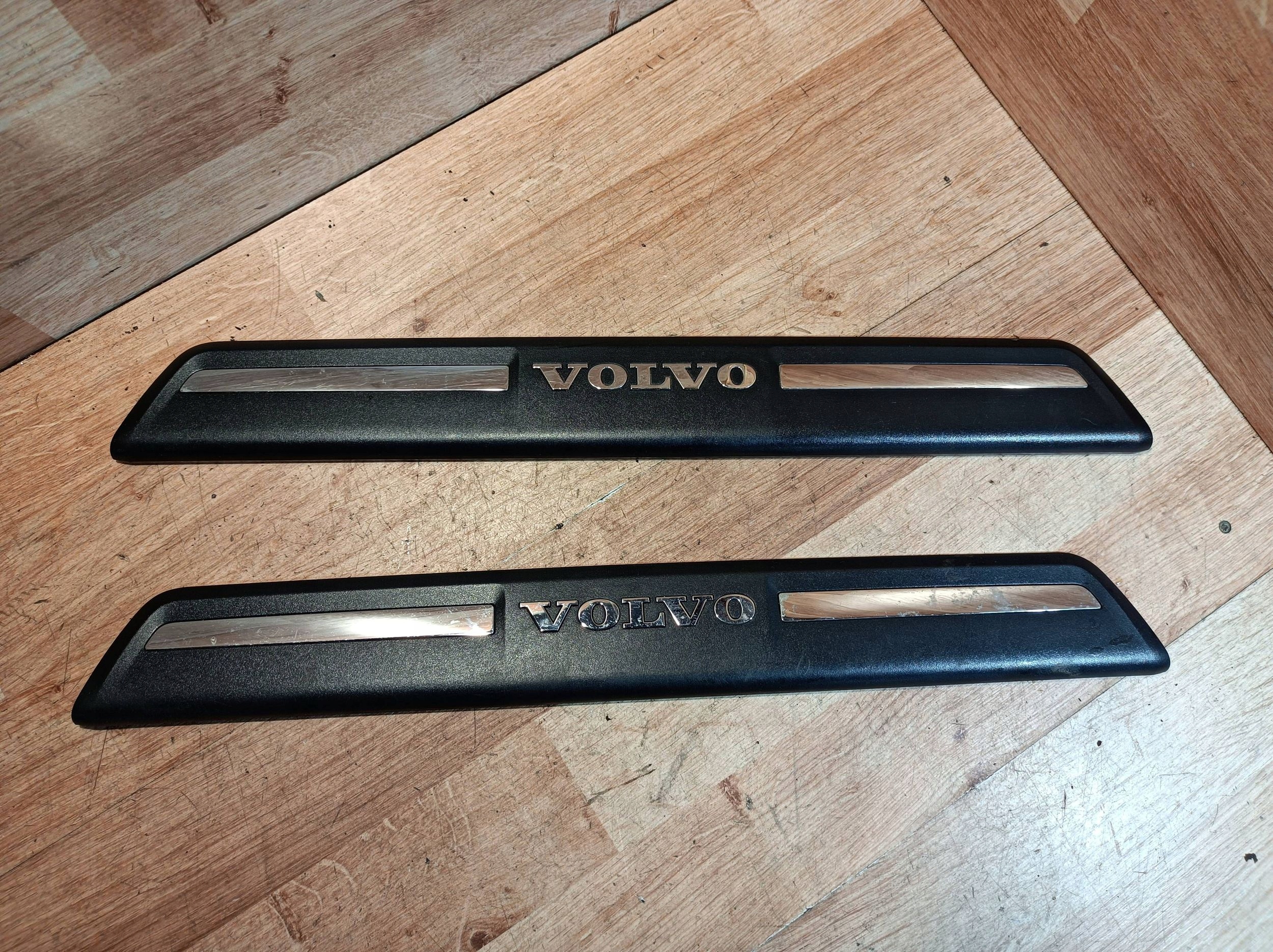 cap threshold door przednich Volvo V40 31265842