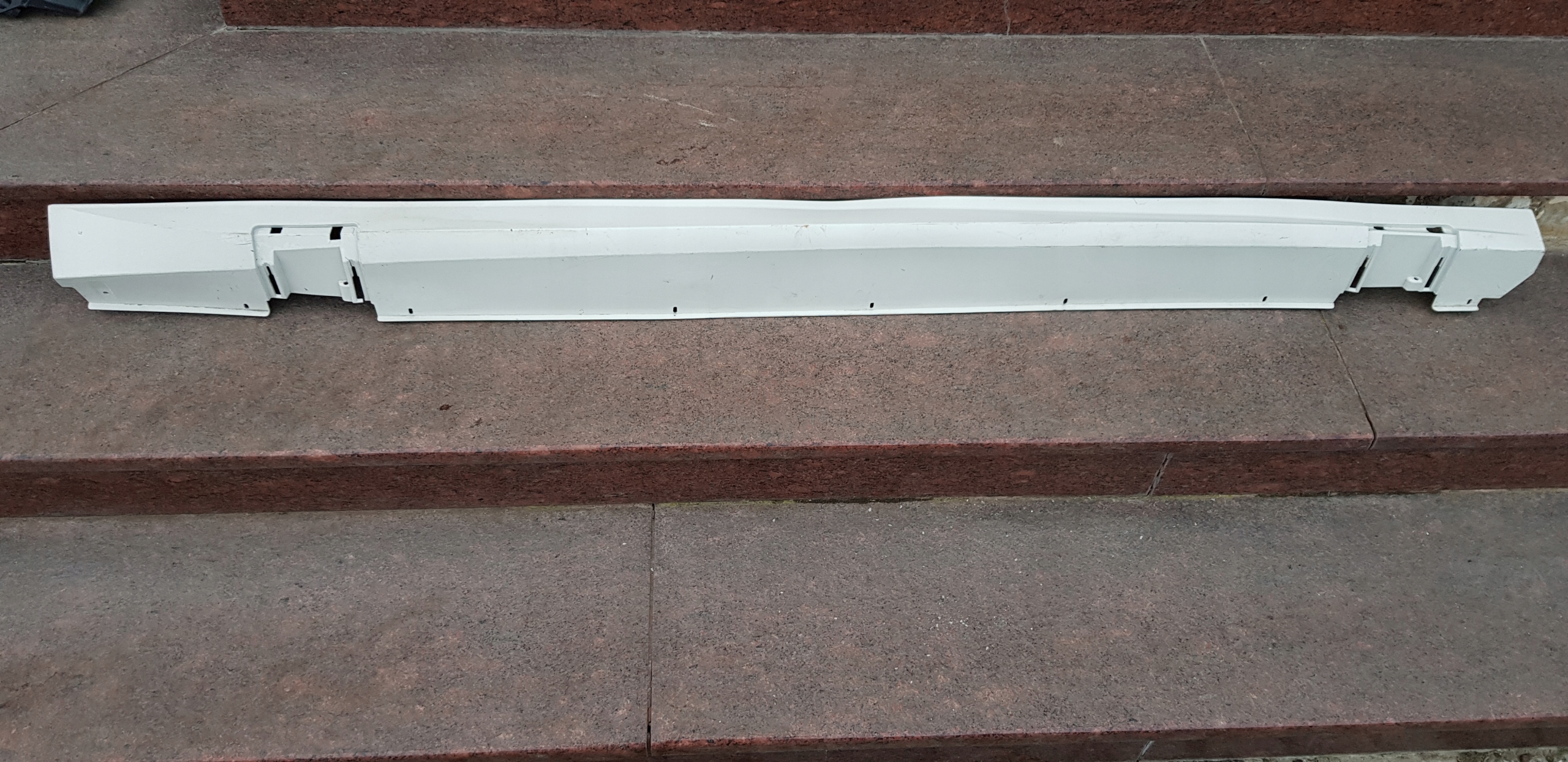 SEAT LEON III 5DR CUPRA LISTWA PROGOWA PRÓG PRAWY