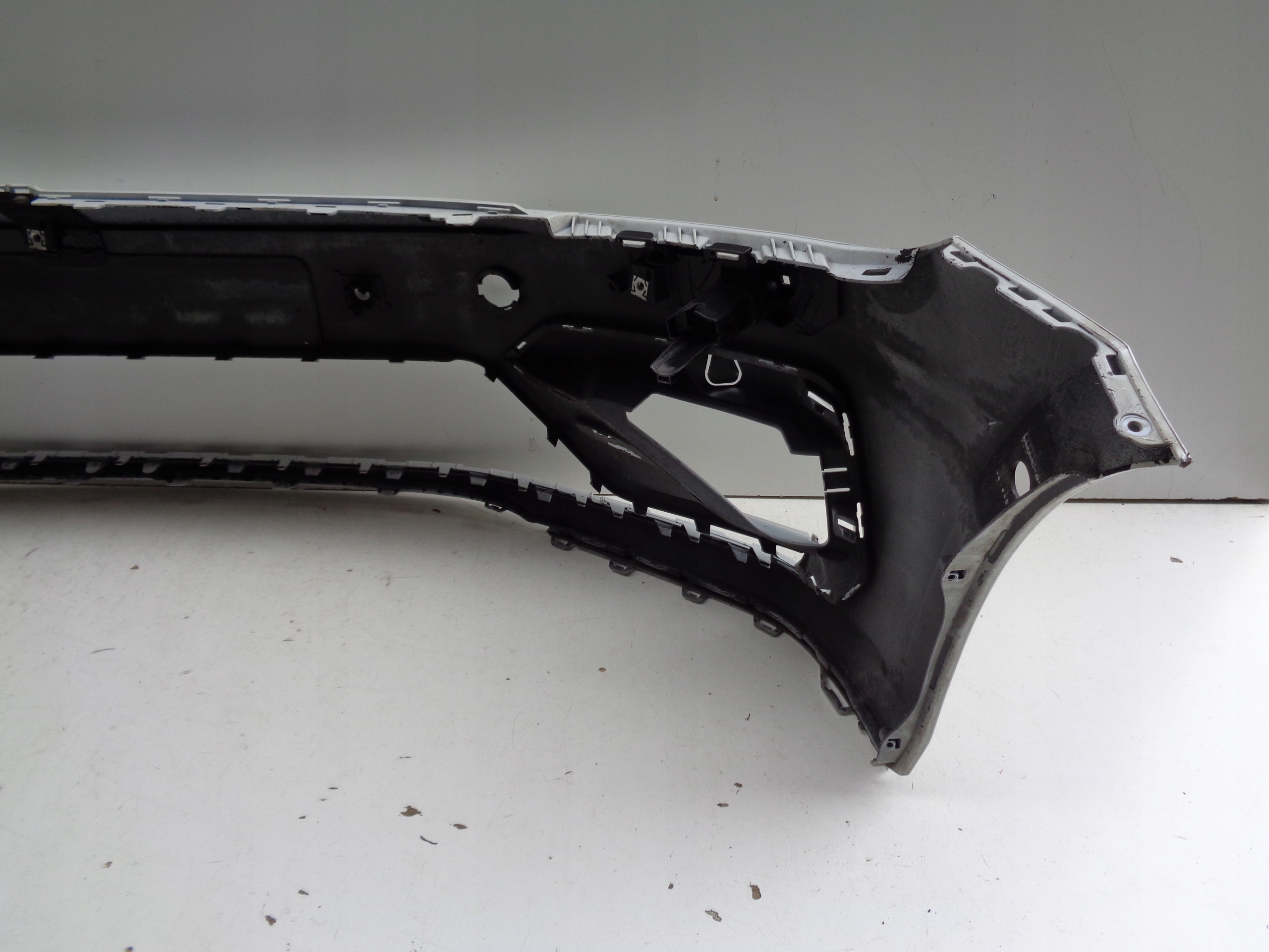 Frontstoßstange VW TOURAN 5TA 16- R-LINE NR 51517