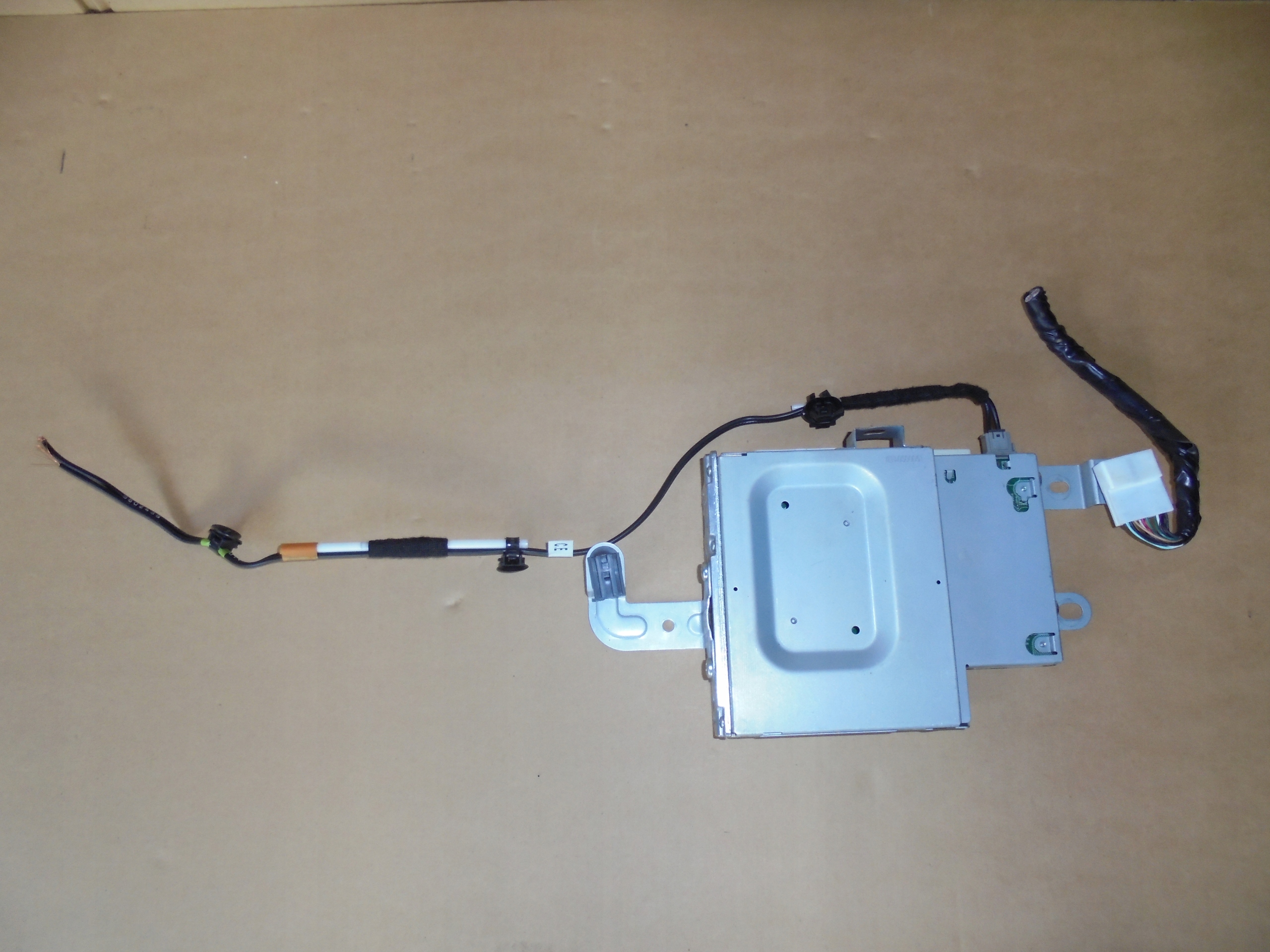 Mazda 3 Sterownik radia Bose BJM866DRX Kod producenta BJM866DRX