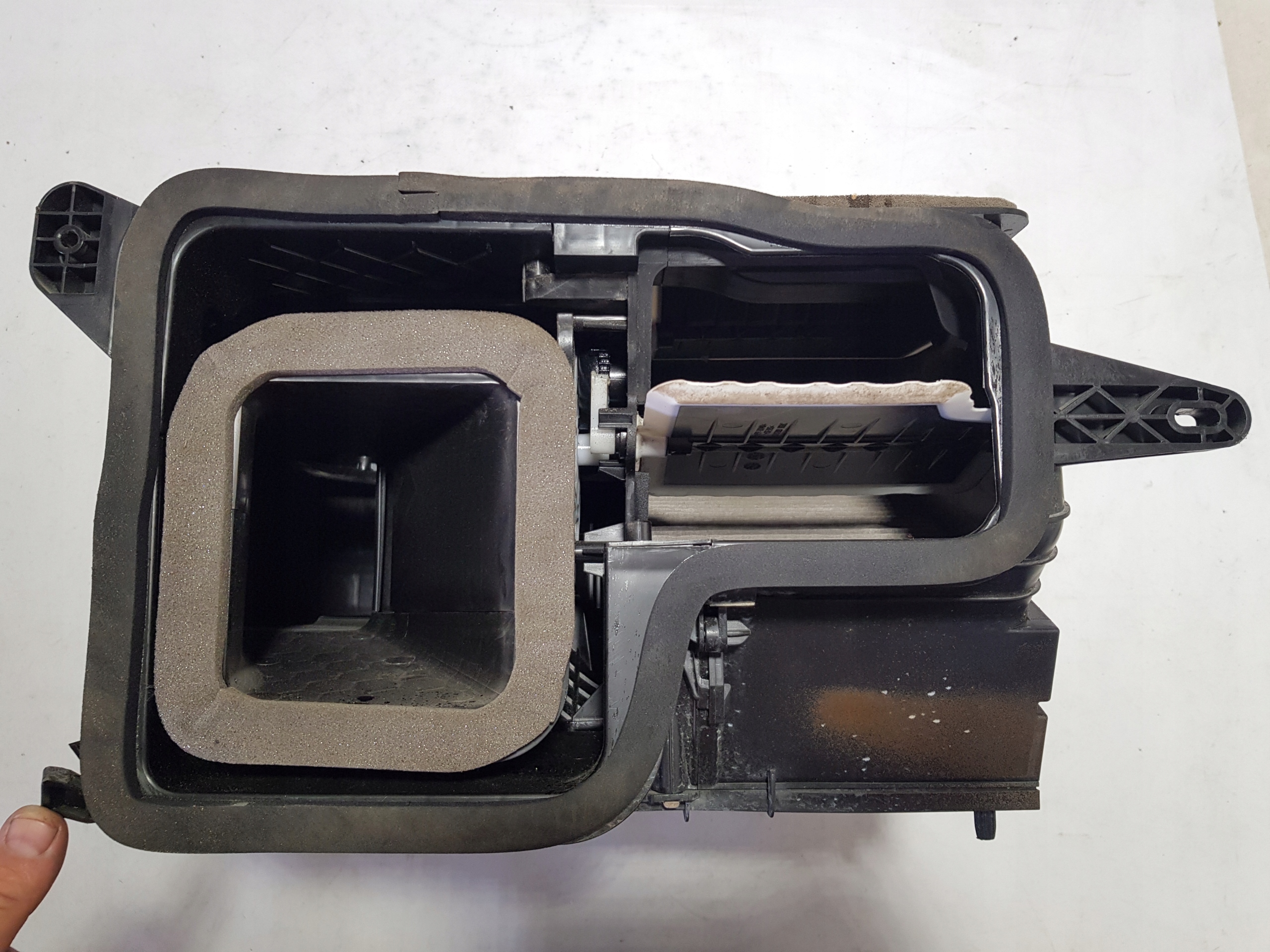 MG 4 EH32 heater EU EUROPA 11334396