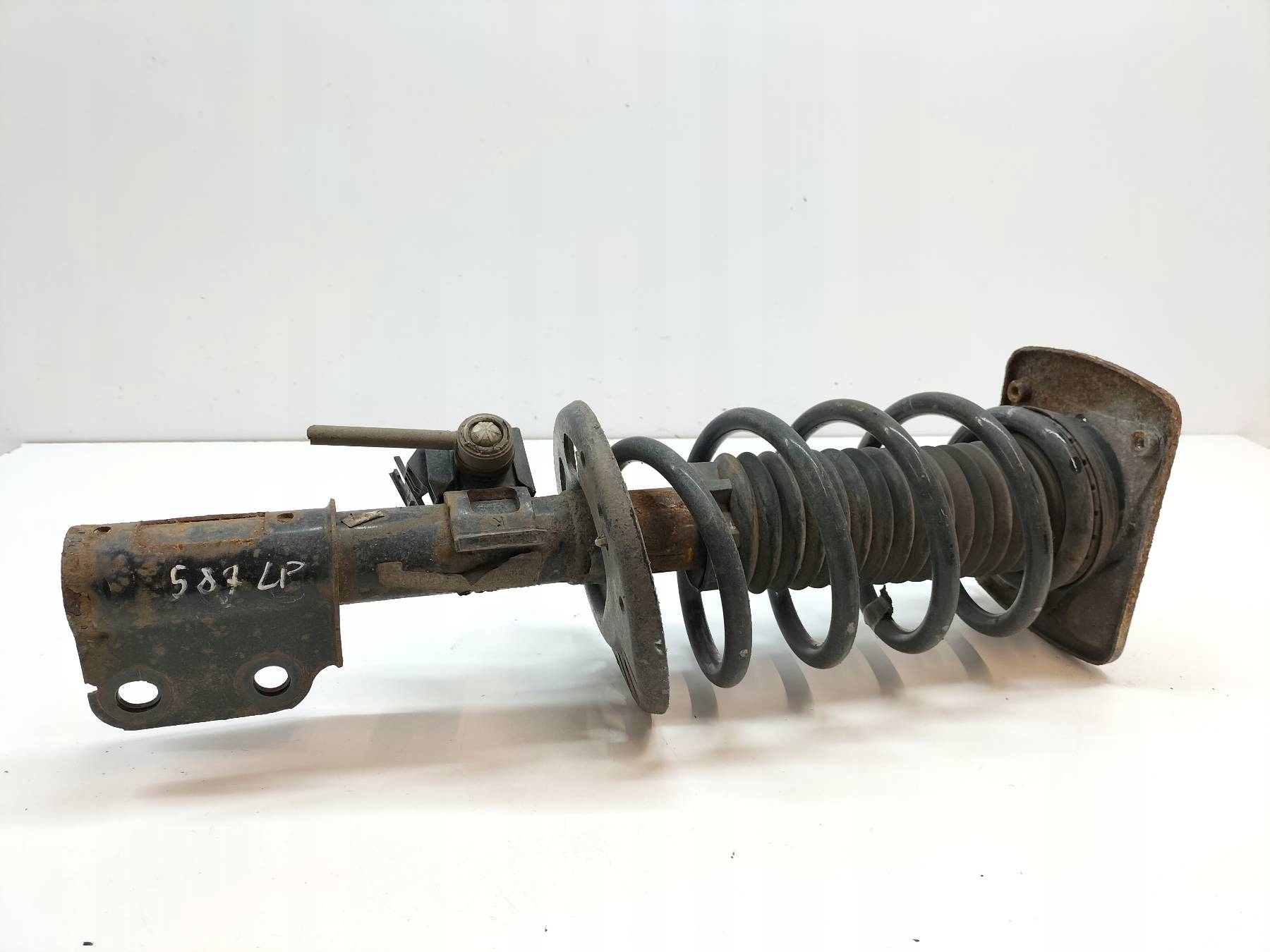 shock absorber left front 2.0 HDI Toyota ProAce II (2016- )