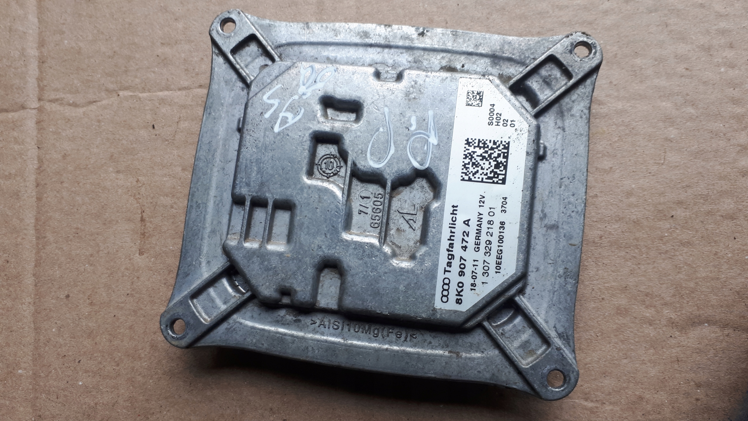 A4 B8 control unit module LED 8K0907472A A5 S4 S5