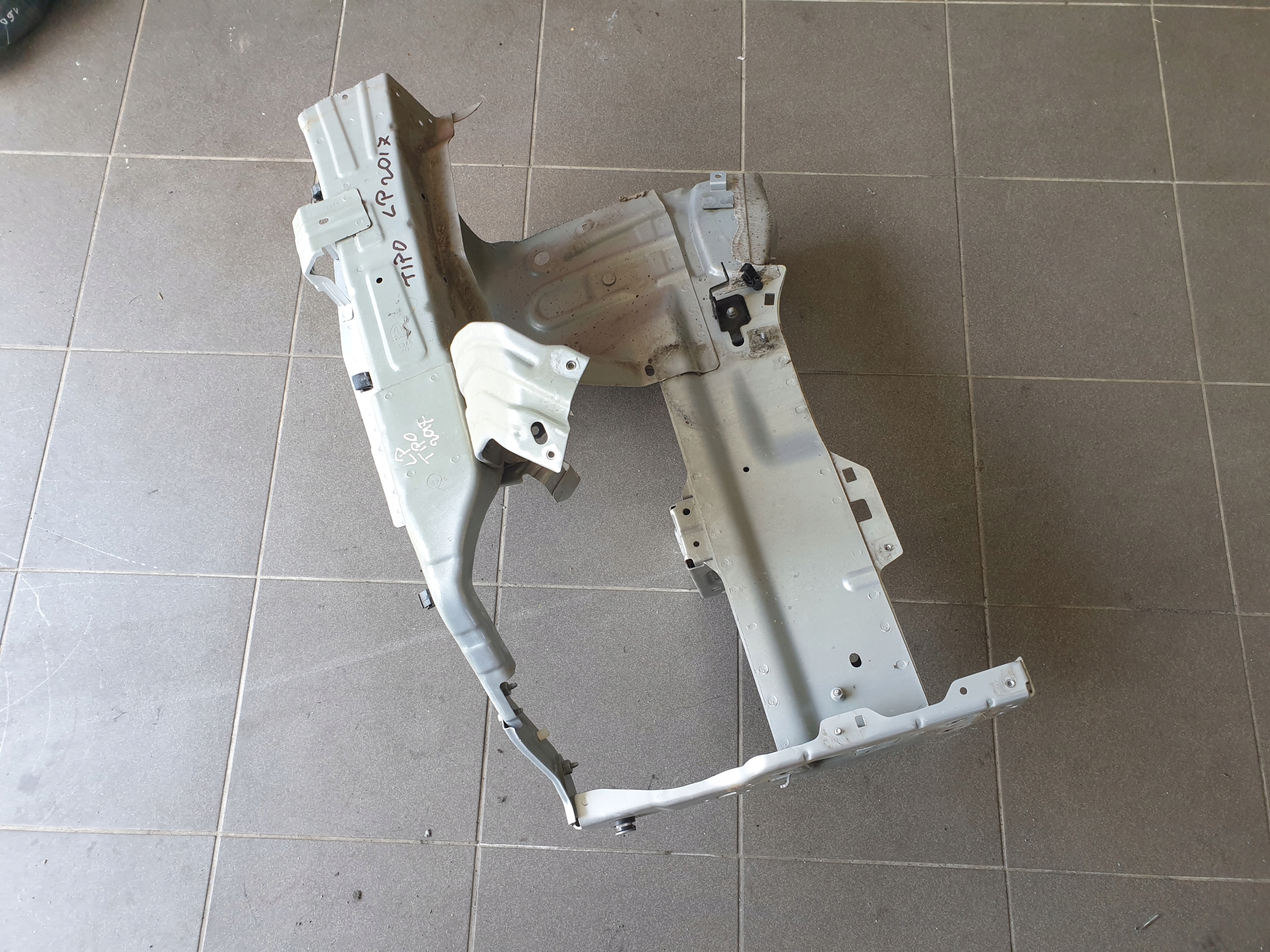 LONGHERONE quarto LONGHERONE FARTUCH FIAT TIPO 2015- 612/A