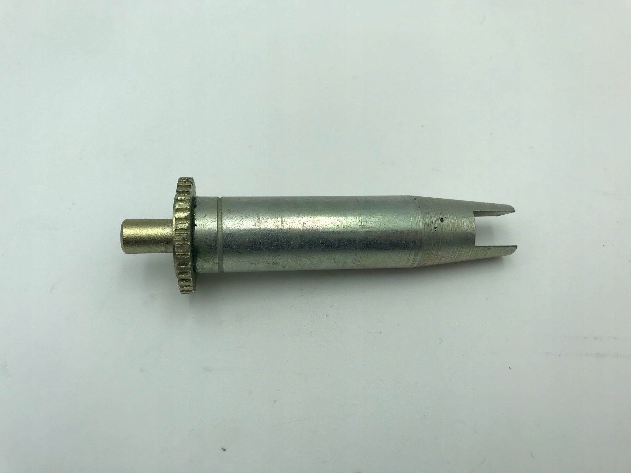 TRW Rozpierak szczek hamulcowych tyl FORD CARGO