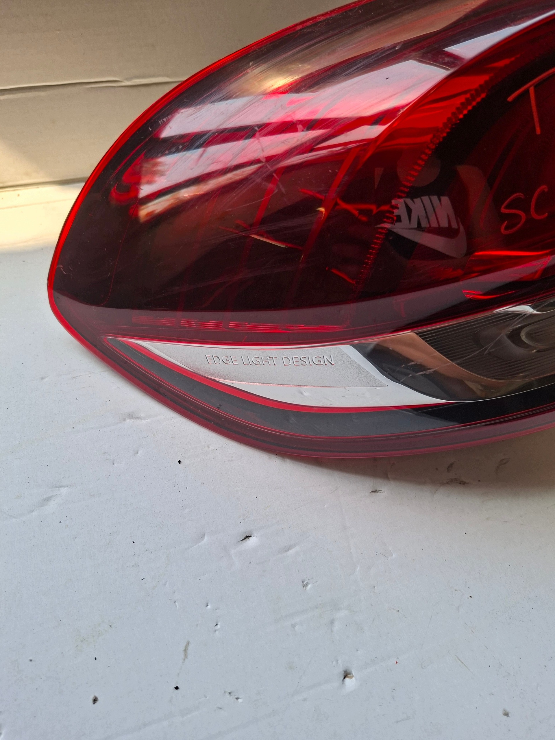 light rear part left RENAULT SCENIC IV 2SD2086
