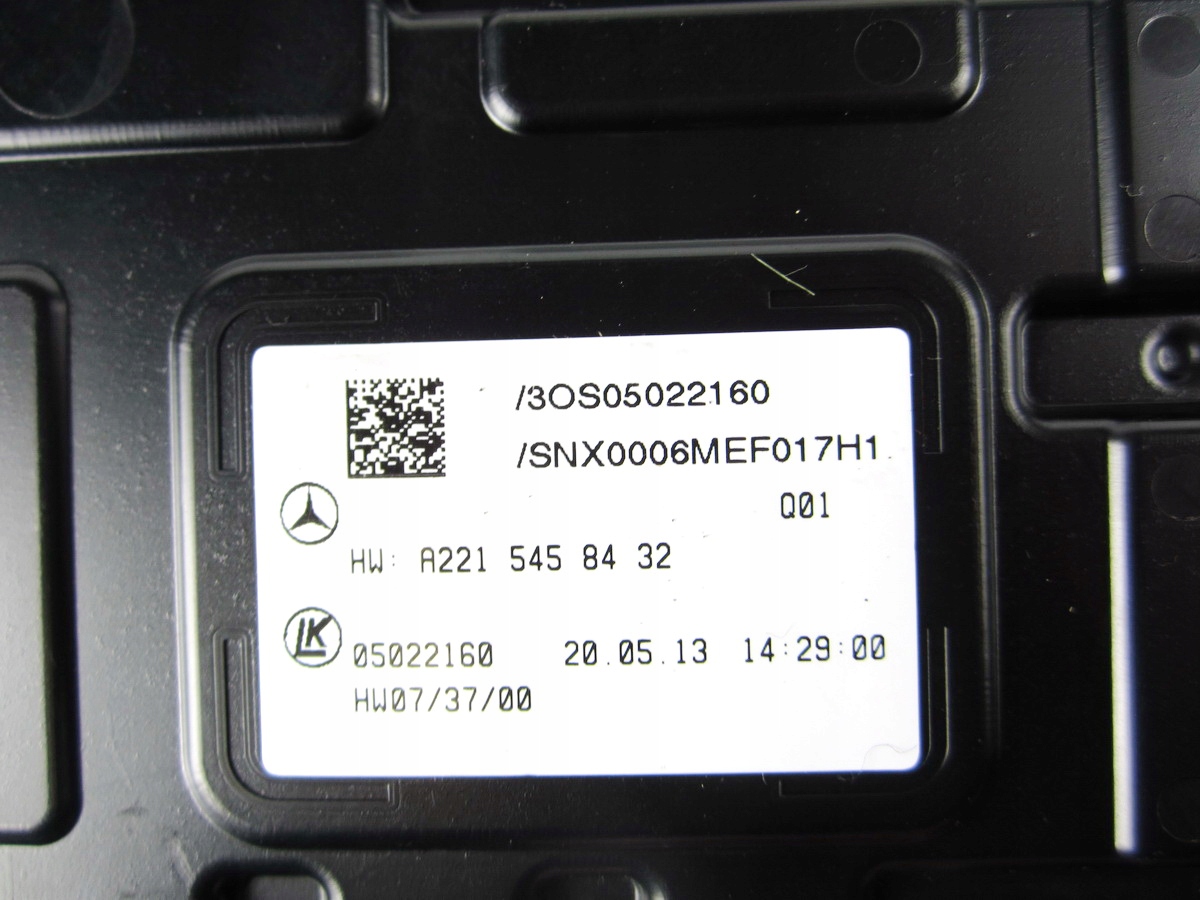 module SAM front front Mercedes W221