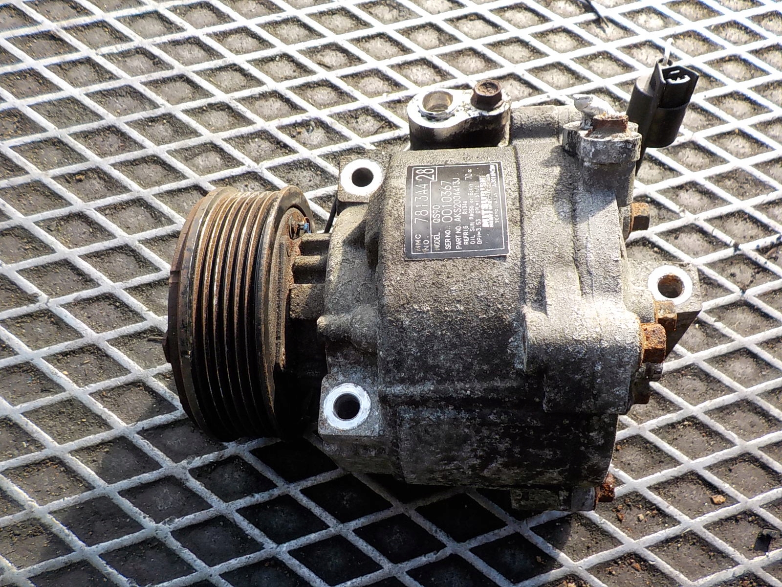 MITSUBISHI LANCER Klimakompressor klimaanlage 7813A428