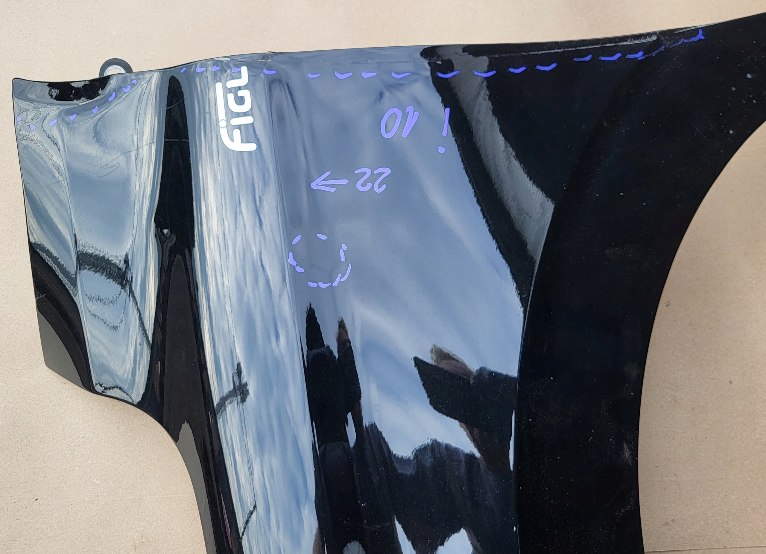 fender left front front black HYUNDAI i10 III FIGL original