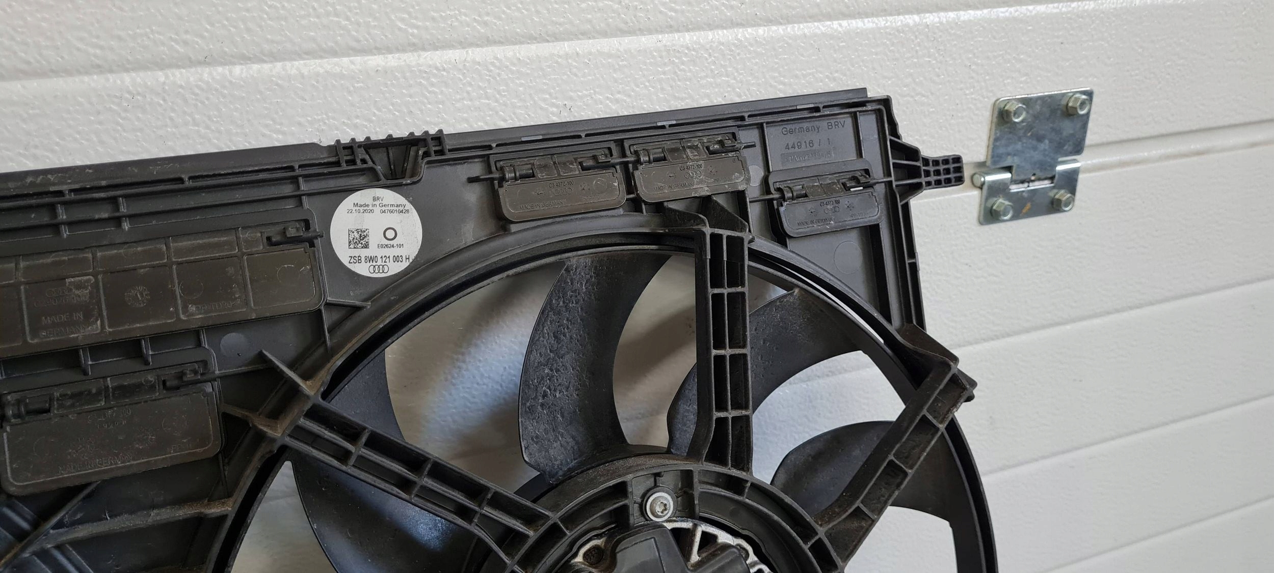 A6 C8 4K ventilátor chladiče ventylátory 8W0121003H A7 4K A4 B9 8W A5