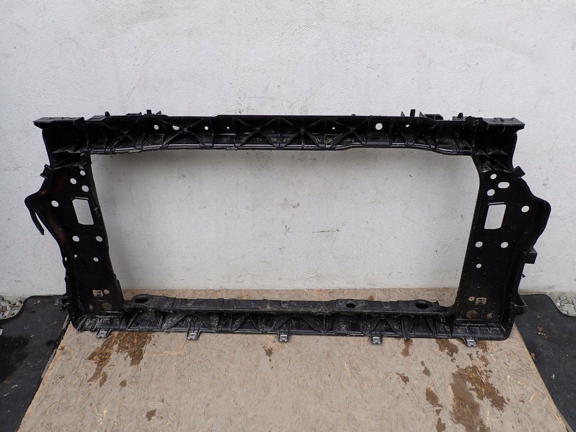 support panel for radiators pillar iron RENAULT ARKANA LCM 2021- 625008479R