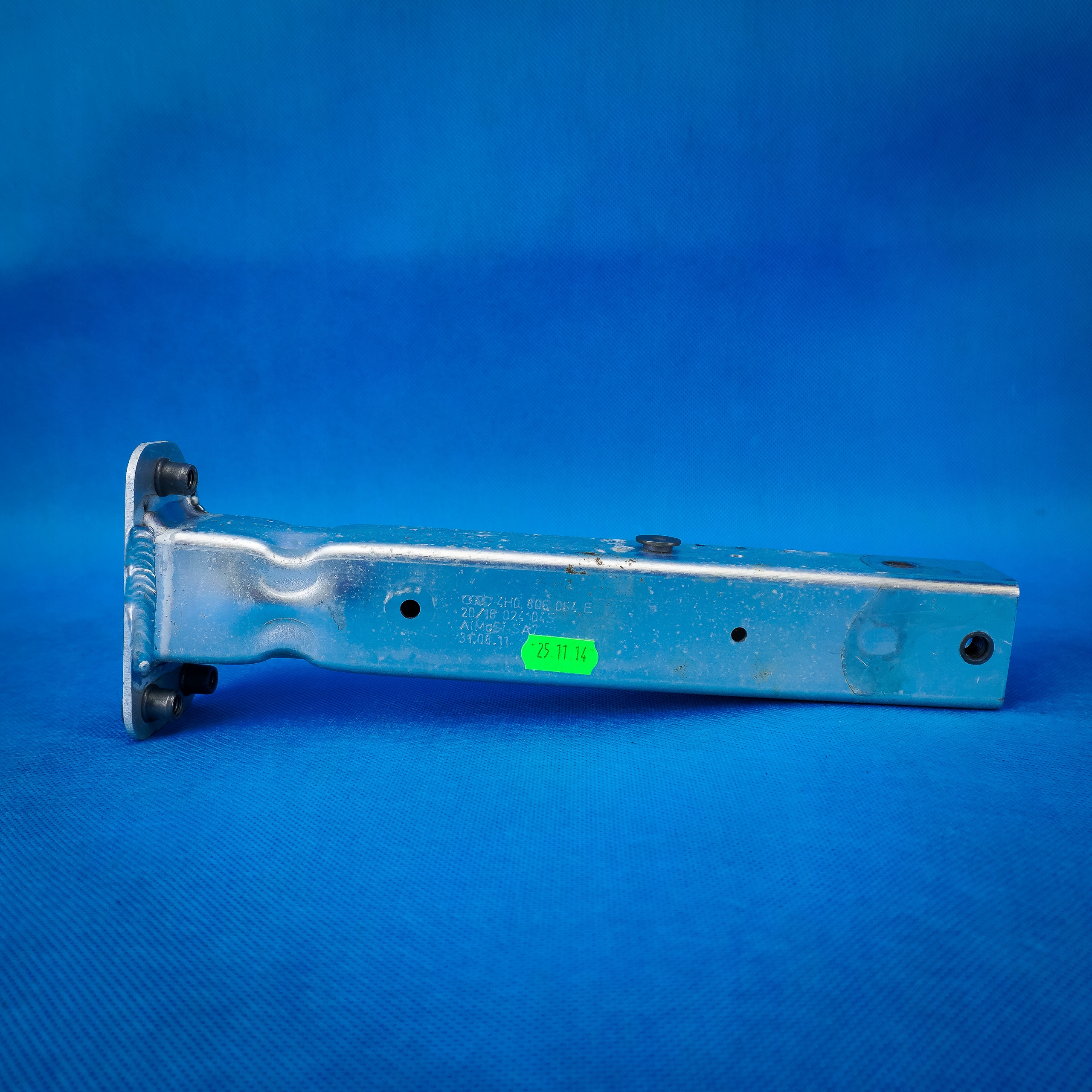 quarter beam tip right Audi A8 S8 4H 4H0806064E