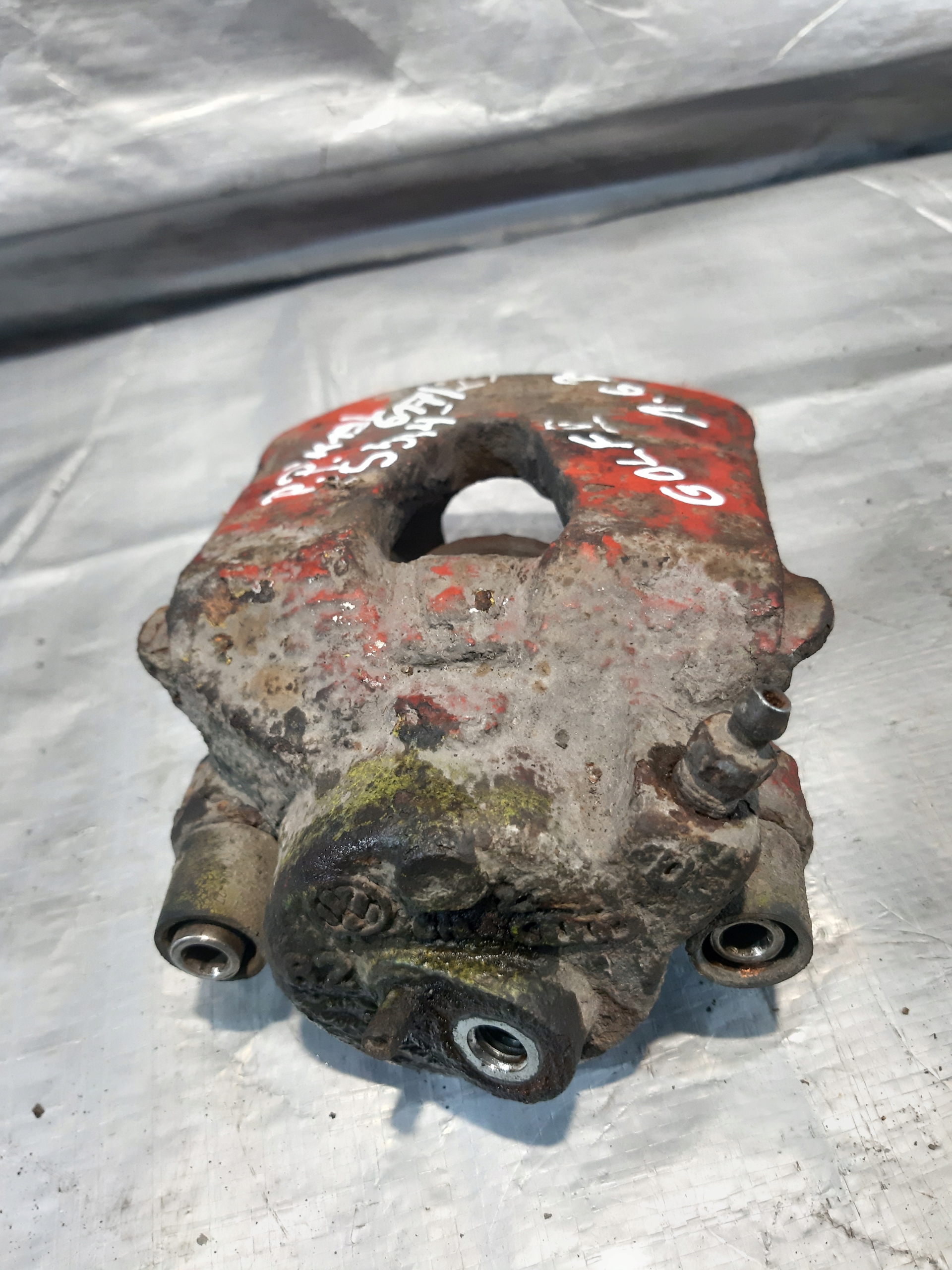 caliper right front VW GOLF V 5 1.6B